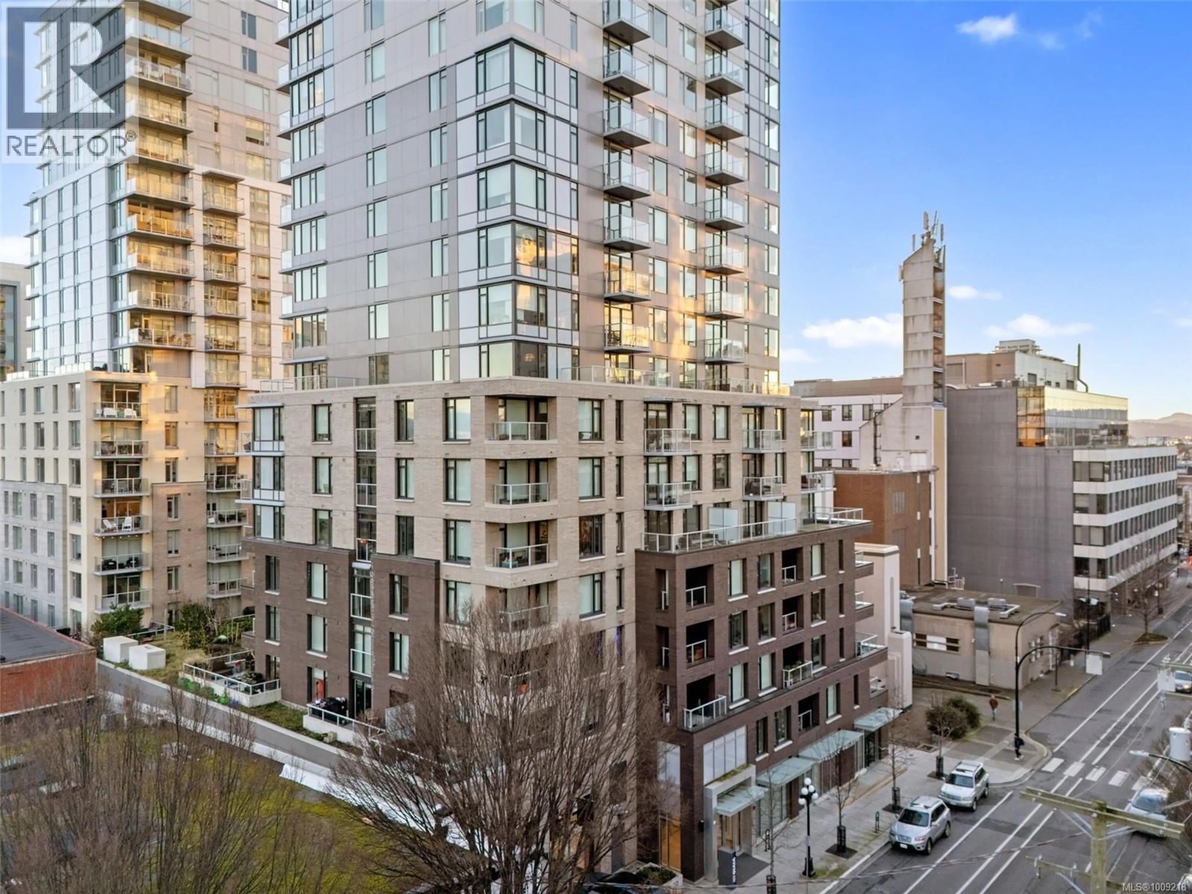 Patio, city buildings view from balcony for 802 - 845 JOHNSON STREET, Victoria British Columbia V8W0G3