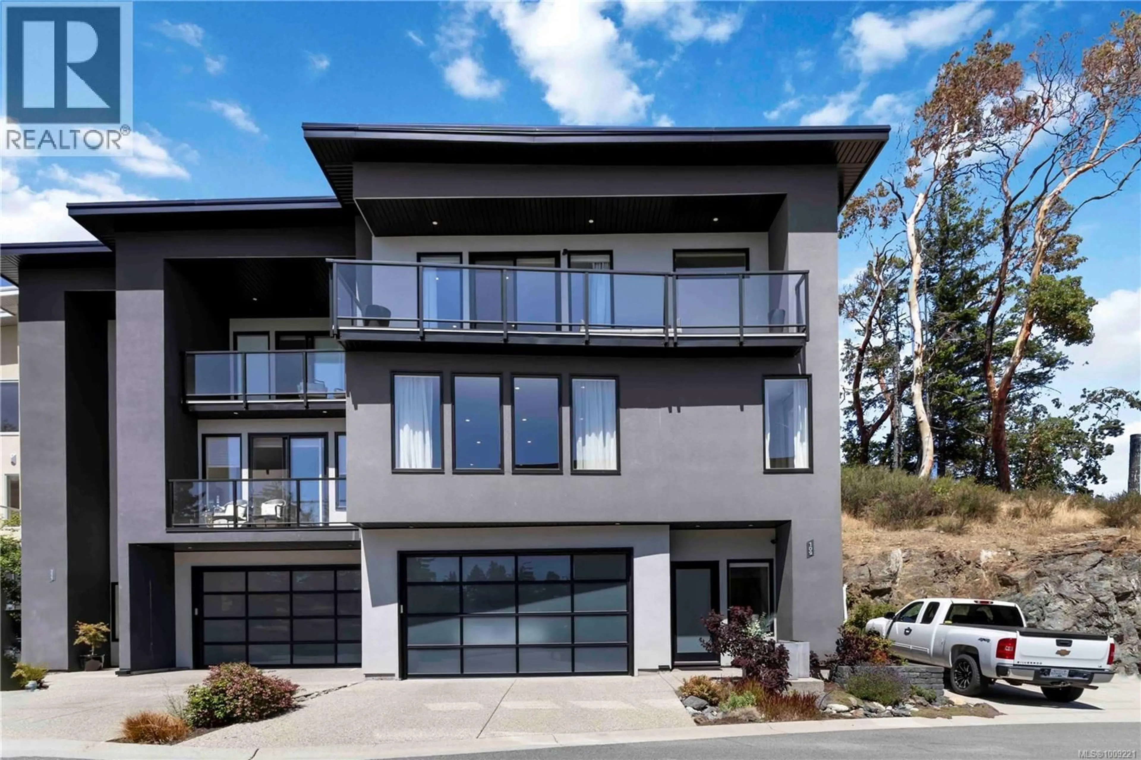 Home with brick exterior material, unknown for 109 - 539 DELORA DRIVE, Colwood British Columbia V9C0M2