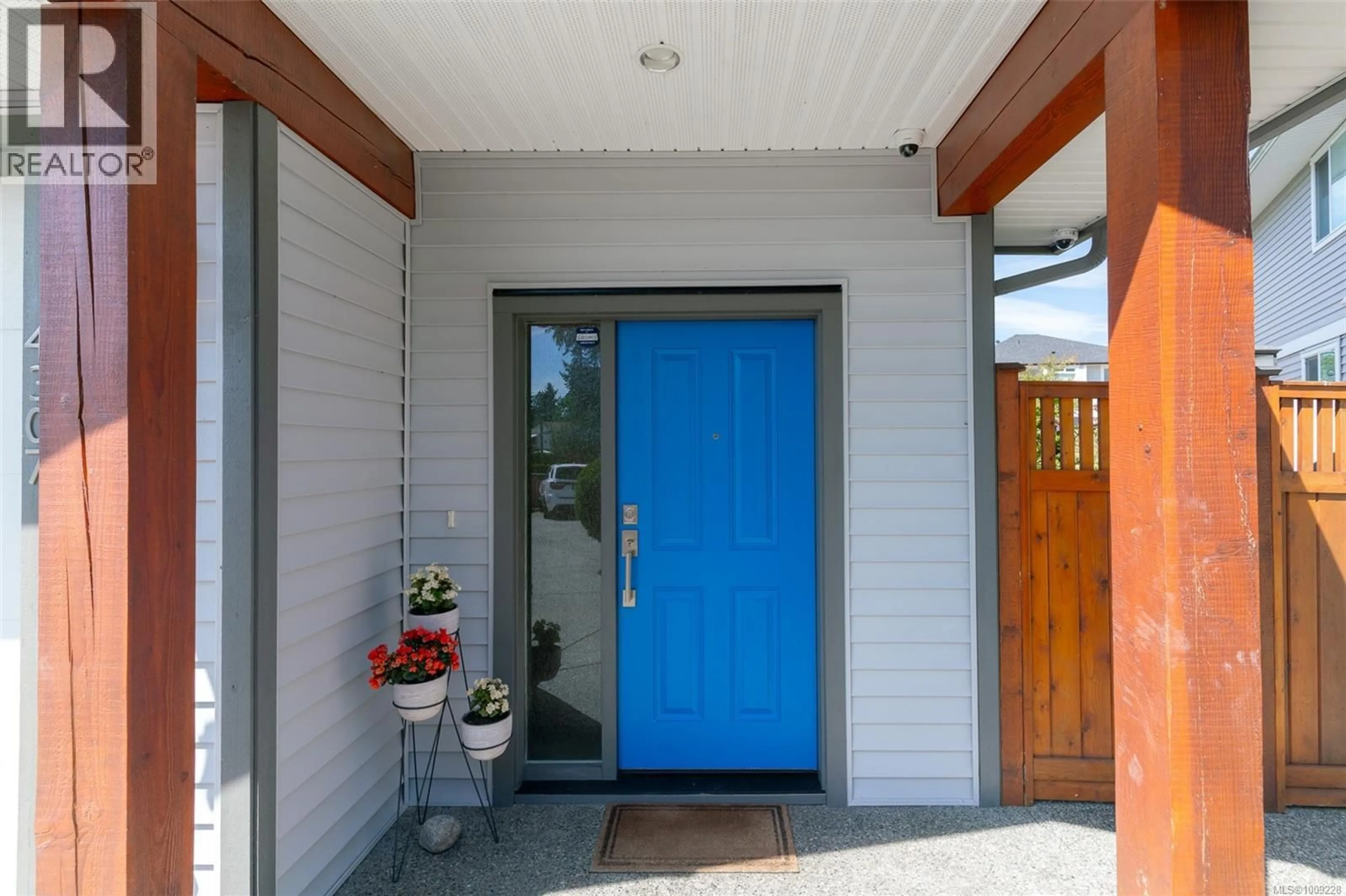 Indoor entryway for 4307 JINGLE POT ROAD, Nanaimo British Columbia V9T5P5