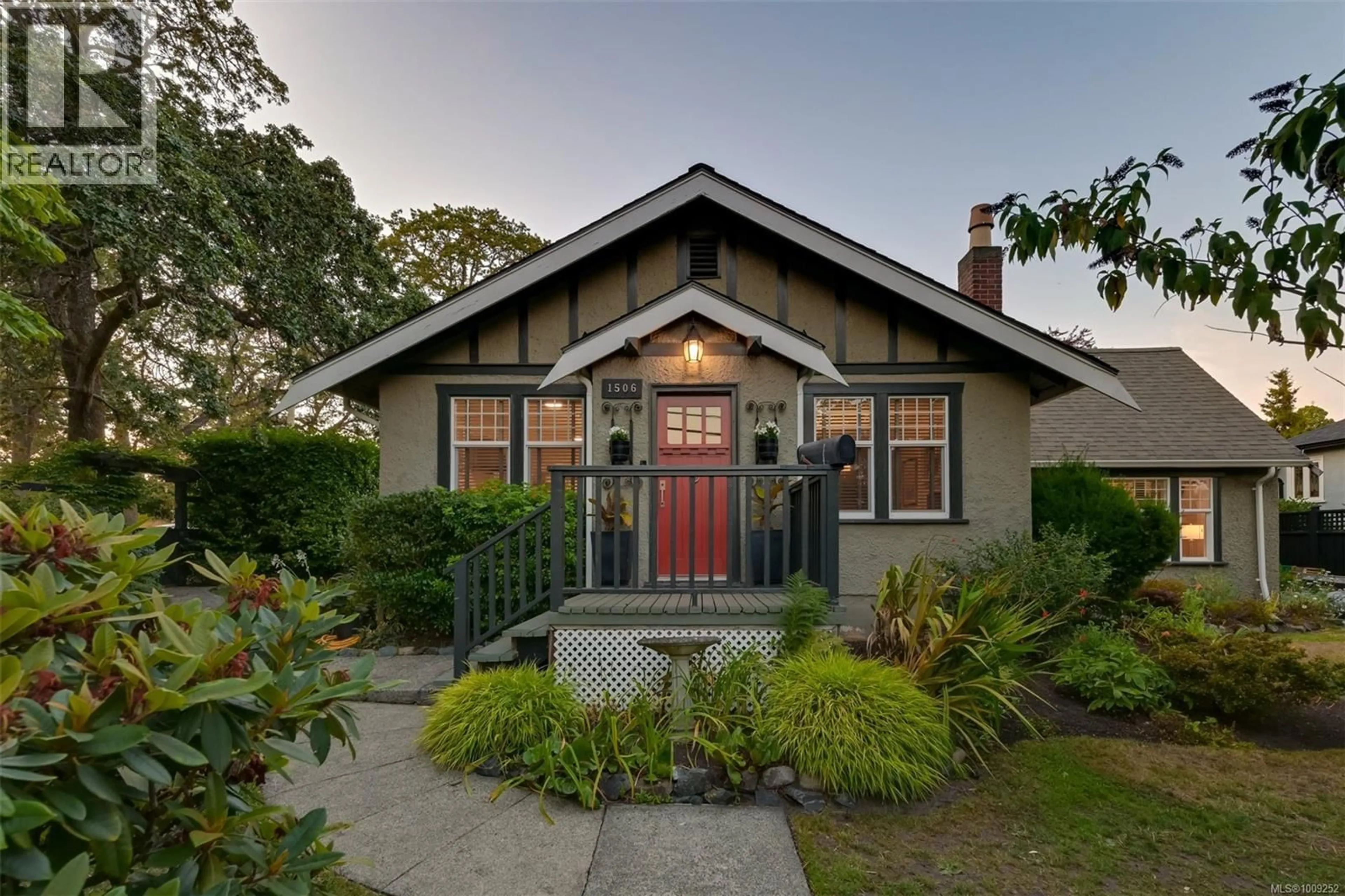 Unknown for 1506 MCRAE AVENUE, Saanich British Columbia V8P1G5