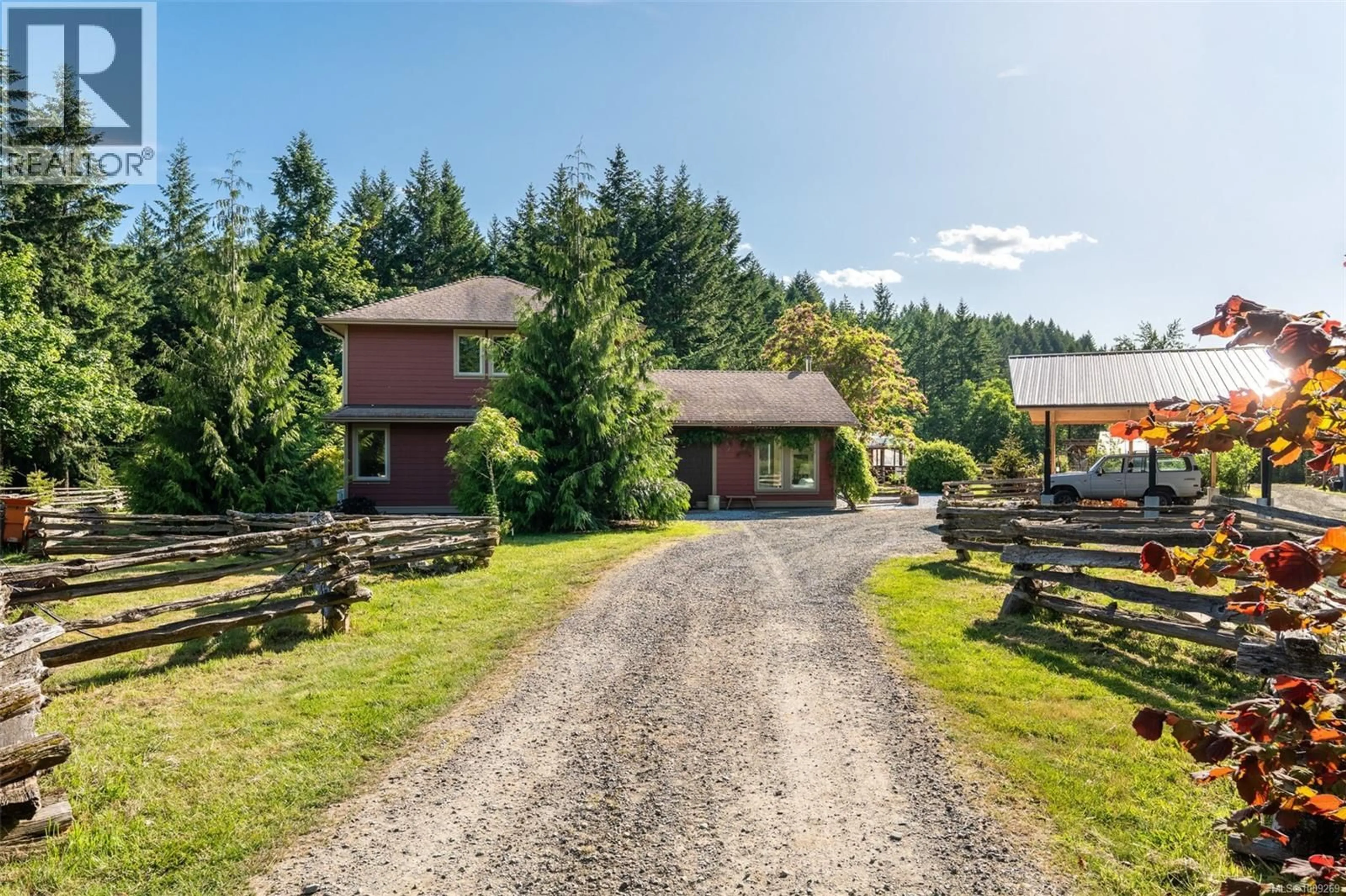 A pic from outside/outdoor area/front of a property/back of a property/a pic from drone, unknown for 3700 HANKINS ROAD, Duncan British Columbia V9L6T2