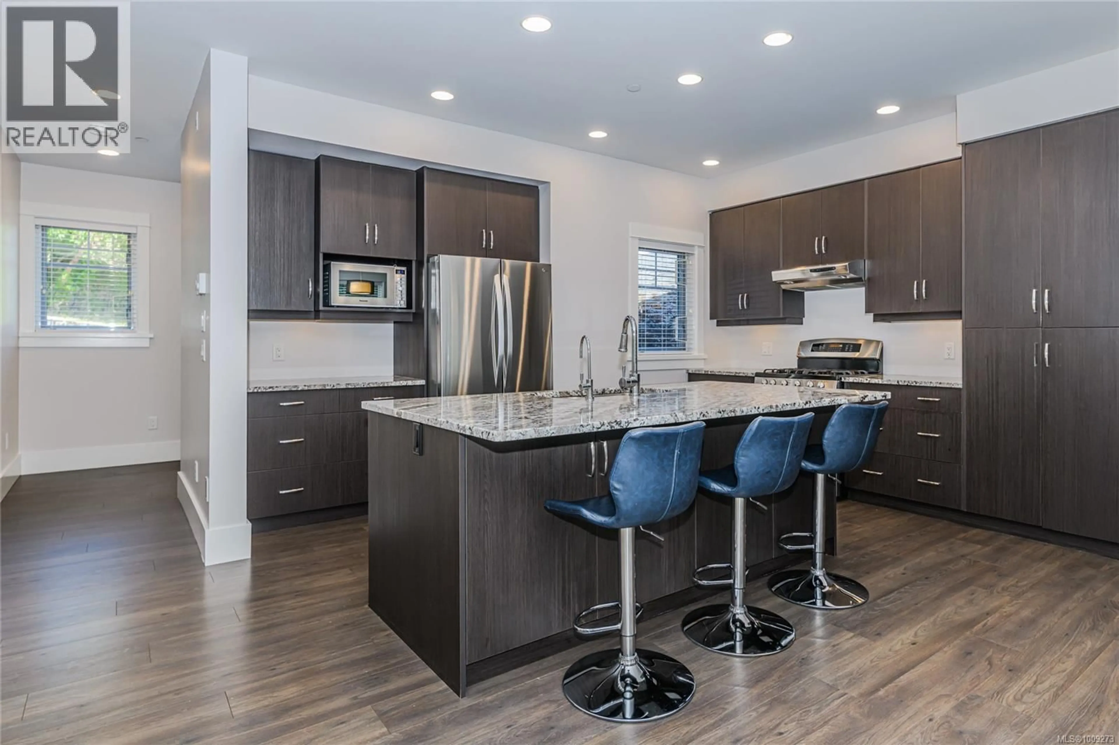 Open concept kitchen, unknown for 2693 TRAVERSE TERRACE, Langford British Columbia V9B0N9