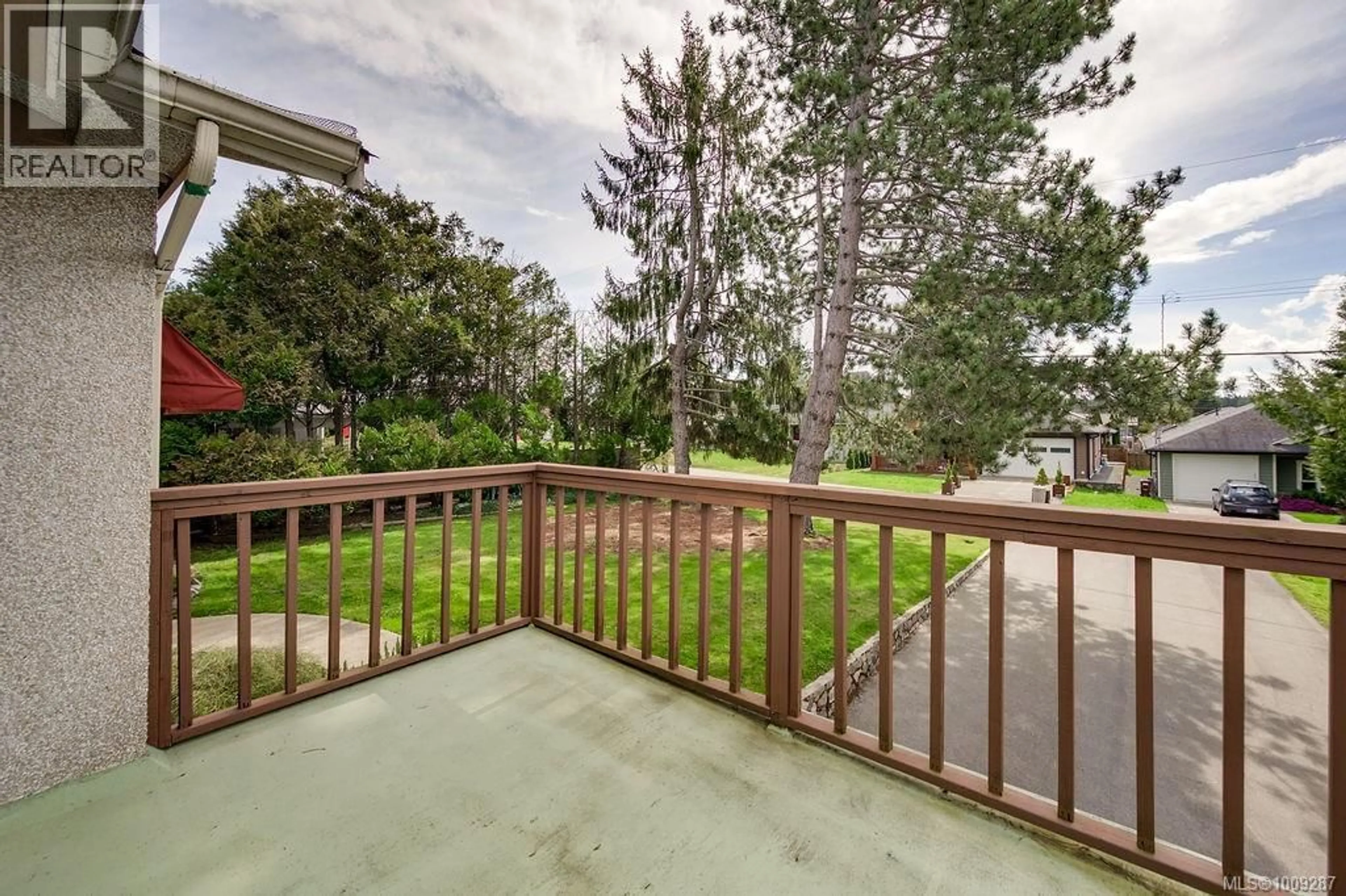 Patio, water/lake/river/ocean view for 1080 HOLLY PARK ROAD, Central Saanich British Columbia V8M1E6