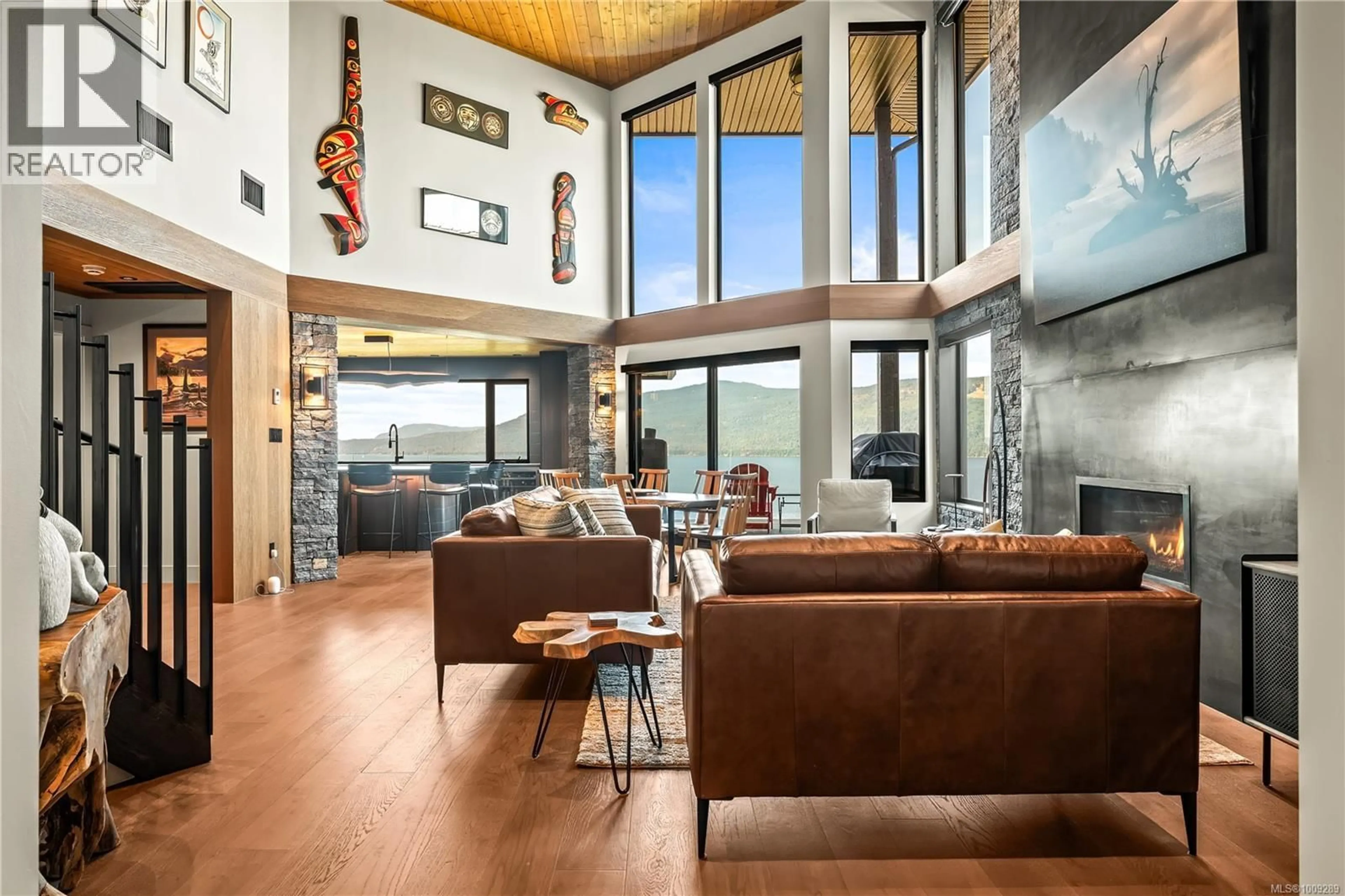 Living room with furniture, unknown for 553 MARINE VIEW, Cobble Hill British Columbia V8H0K8