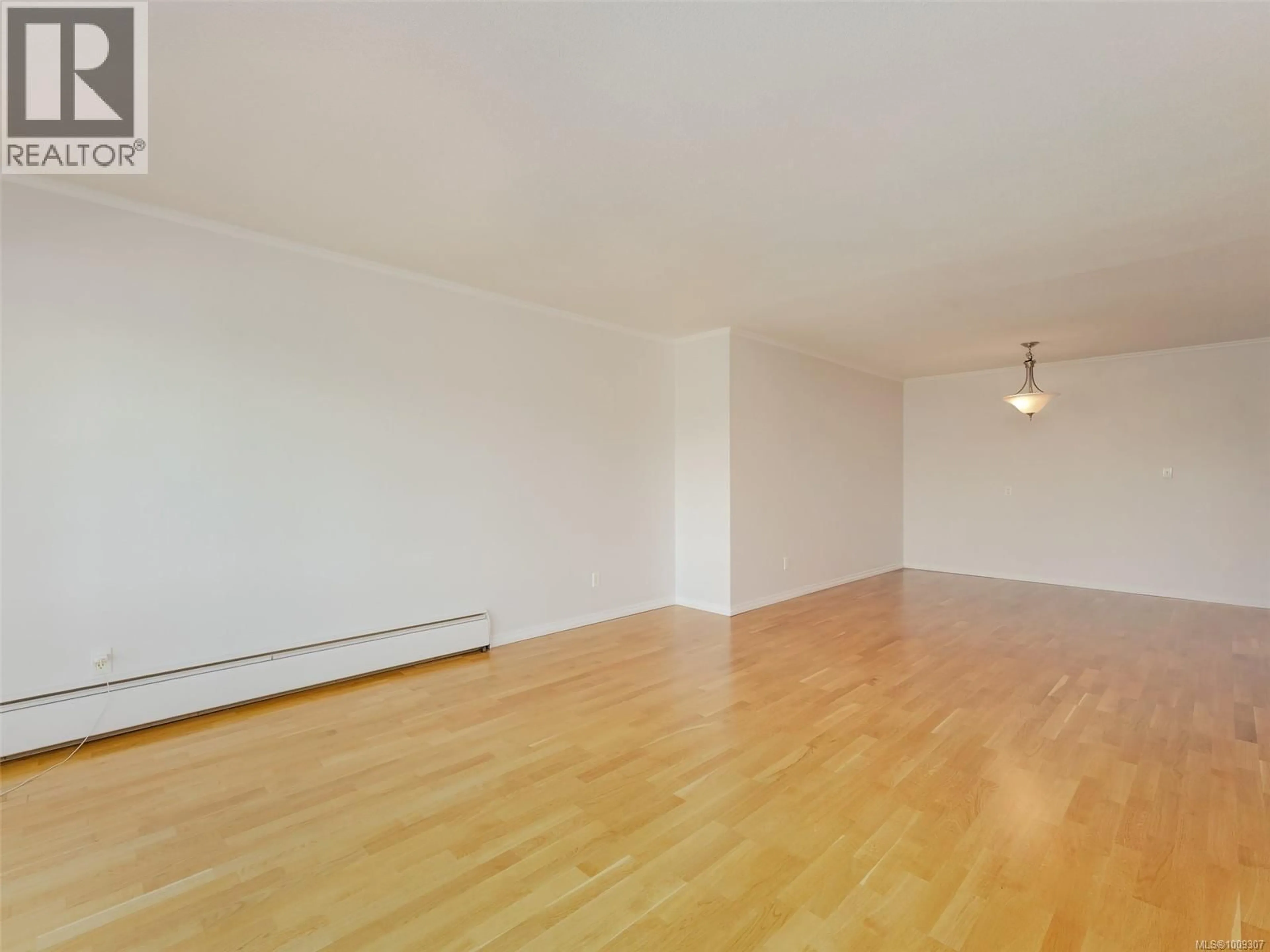 A pic of a room for 308 - 9560 FIFTH STREET, Sidney British Columbia V8L2W5