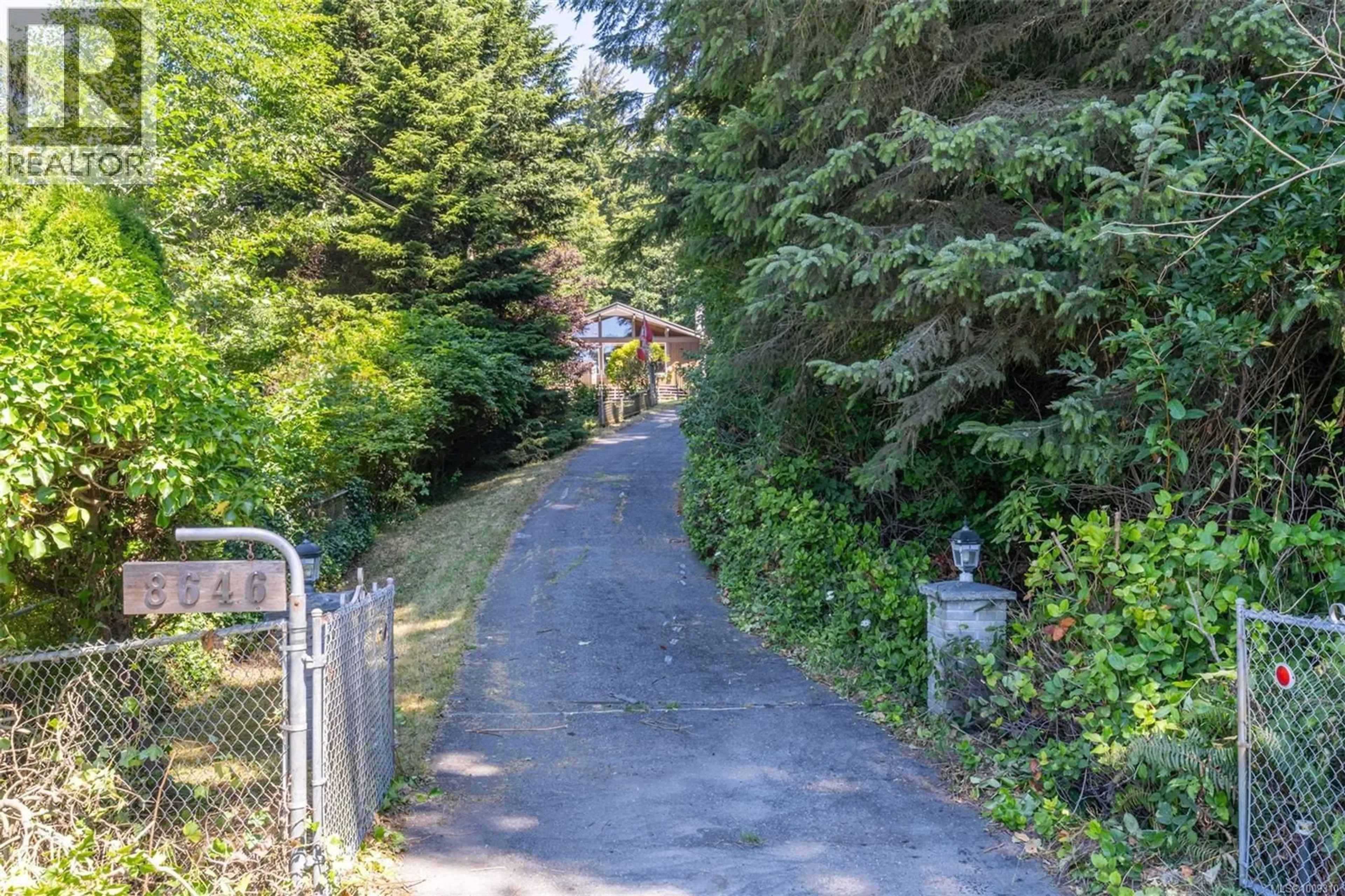 Unknown for 8646 WEST COAST ROAD, Sooke British Columbia V9Z1H2