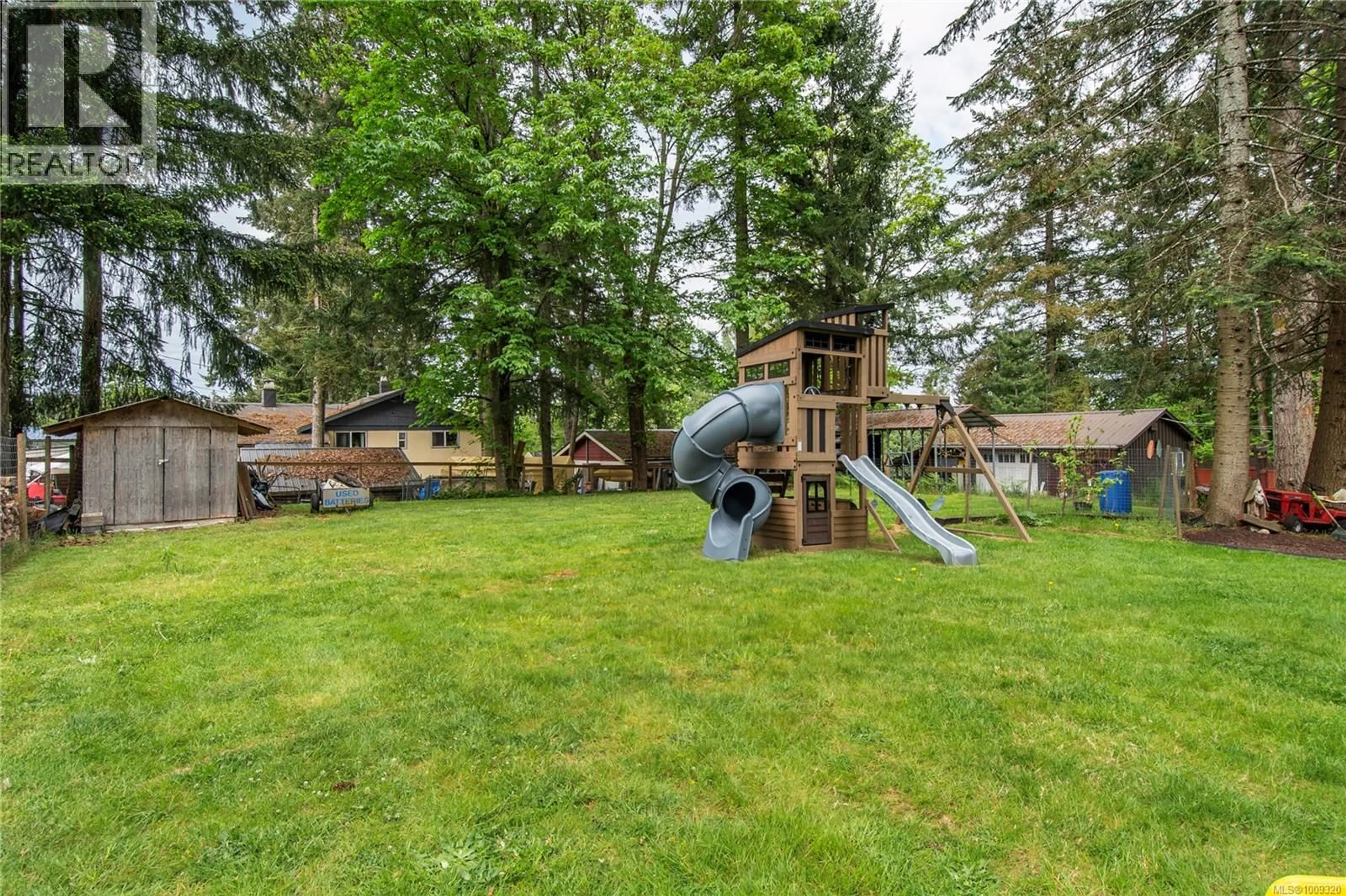 Patio, unknown for 2080 HECTOR ROAD, Comox British Columbia V9N5N1