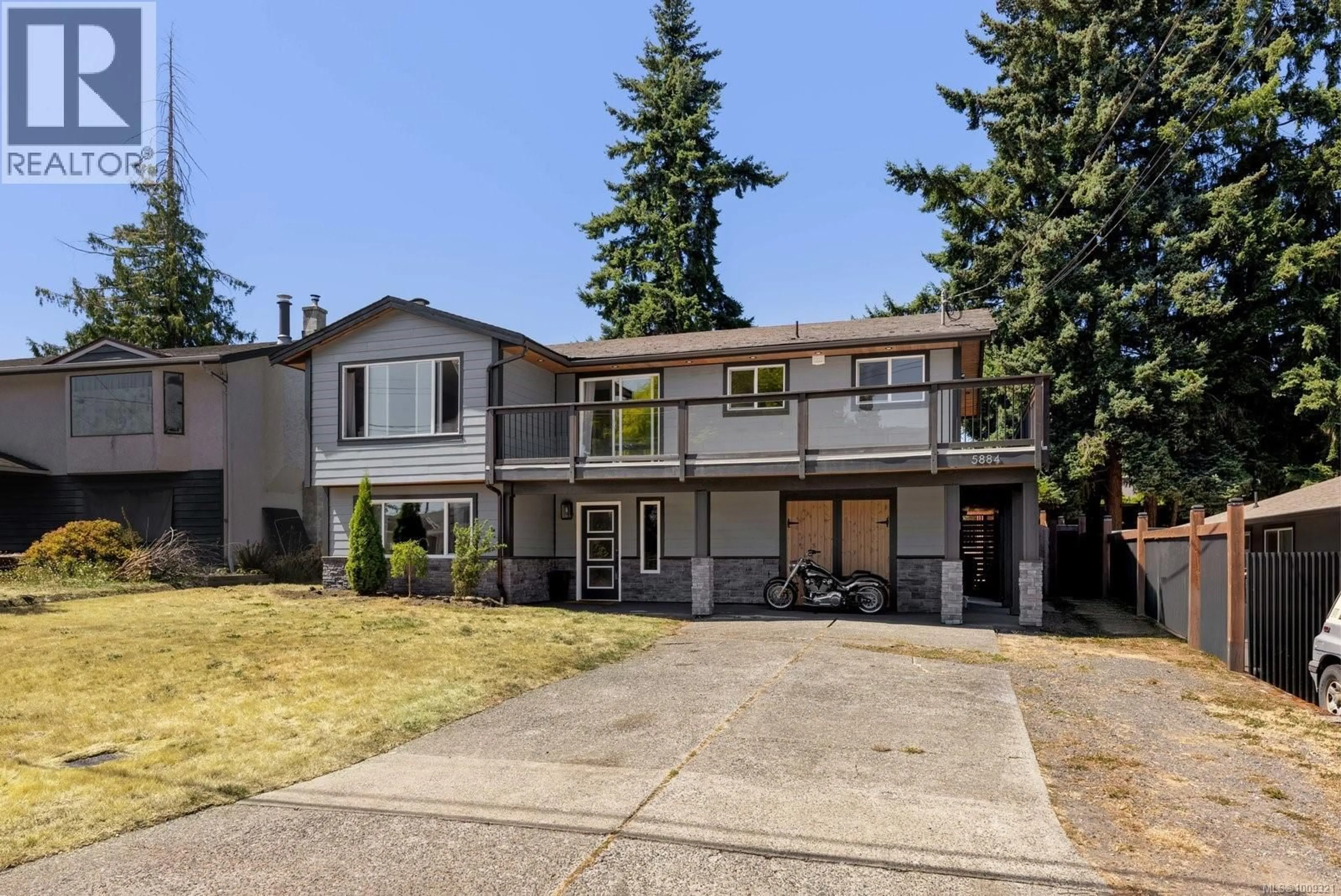 Home with vinyl exterior material, street for 5884 DEBORAH DRIVE, Duncan British Columbia V9L5B5