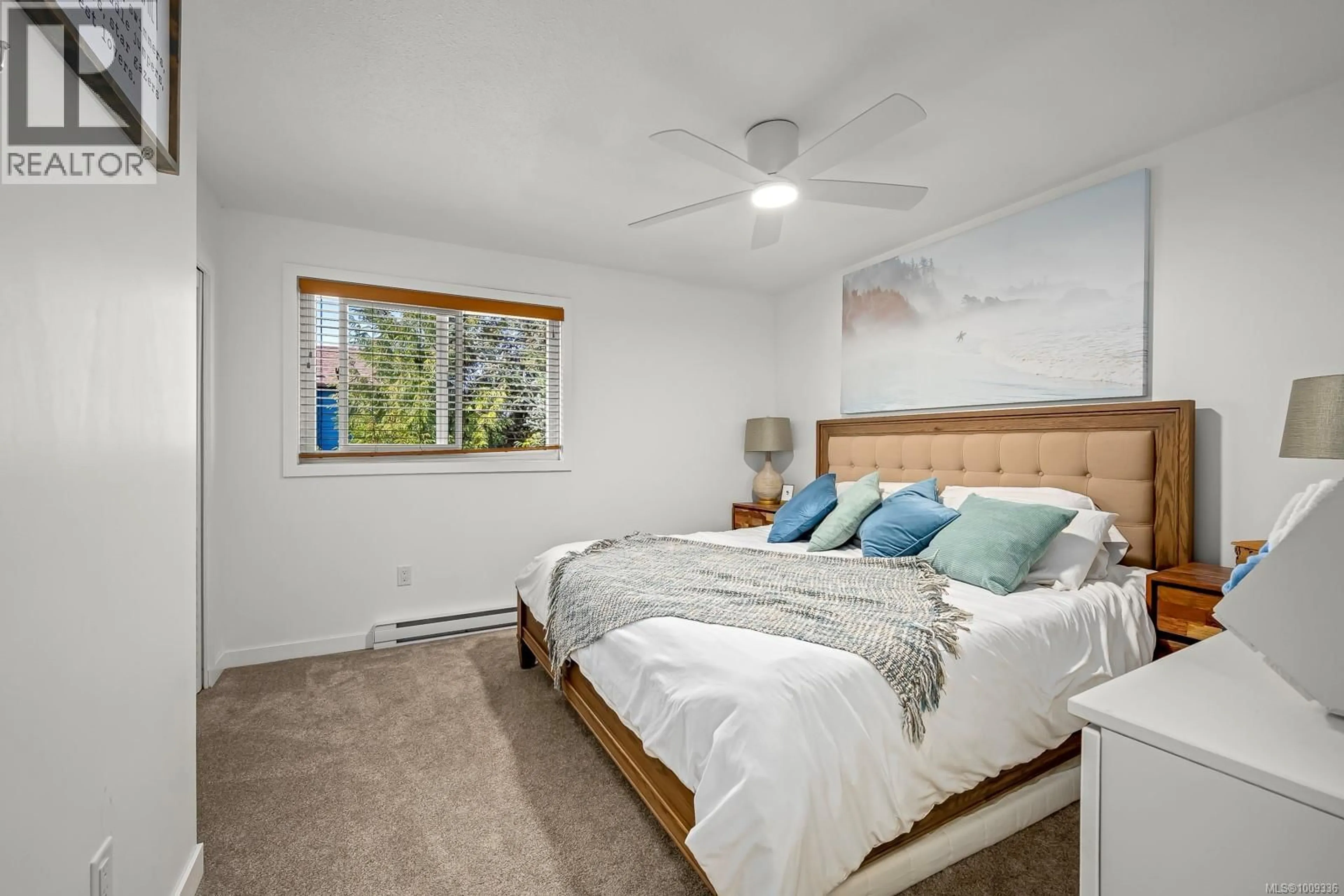 Bedroom with bed, unknown for 1 - 951 17TH STREET, Courtenay British Columbia V9N7P8