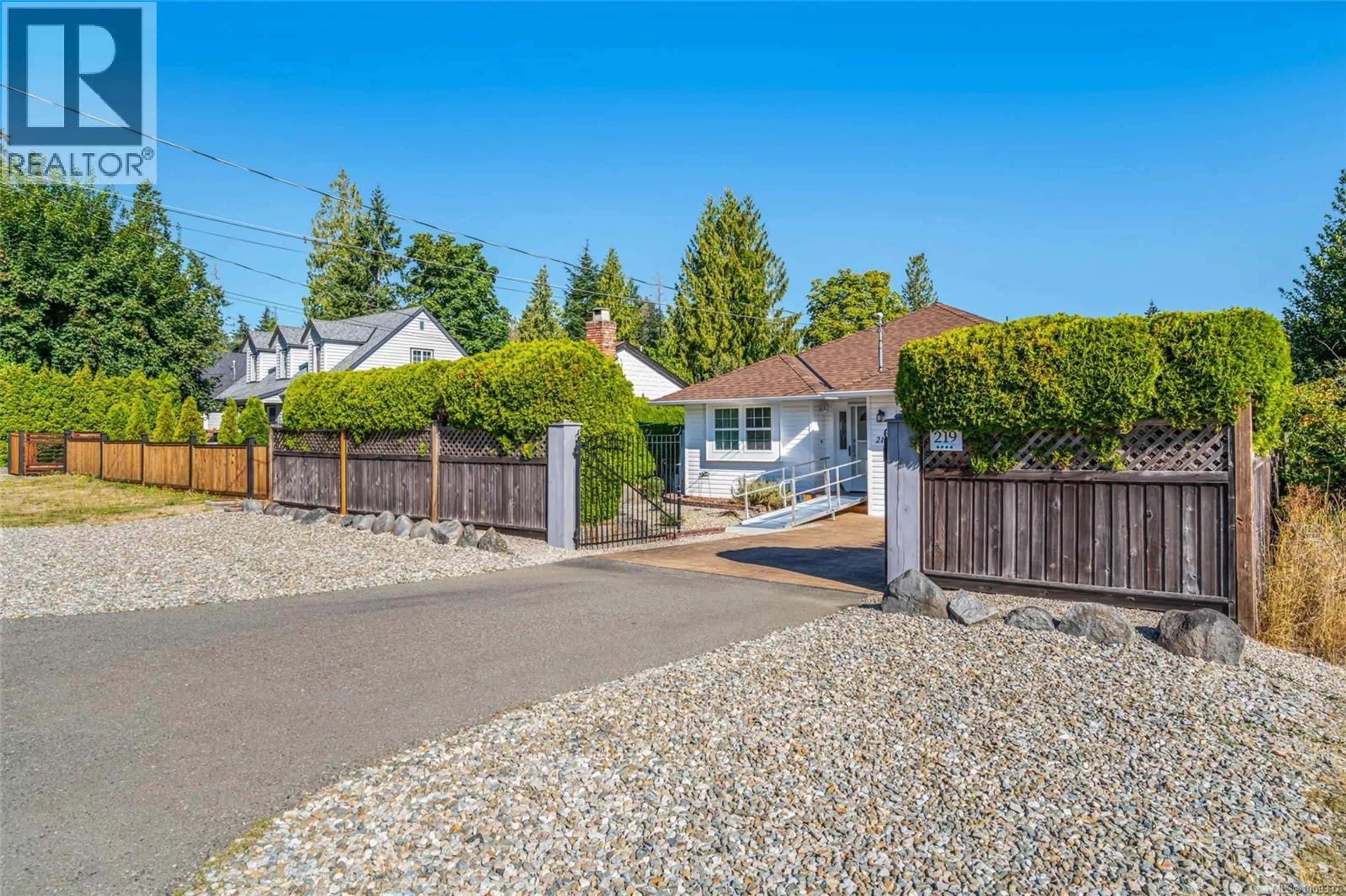 A pic from outside/outdoor area/front of a property/back of a property/a pic from drone, street for 219 SIXTH AVENUE WEST, Qualicum Beach British Columbia V9K1S1
