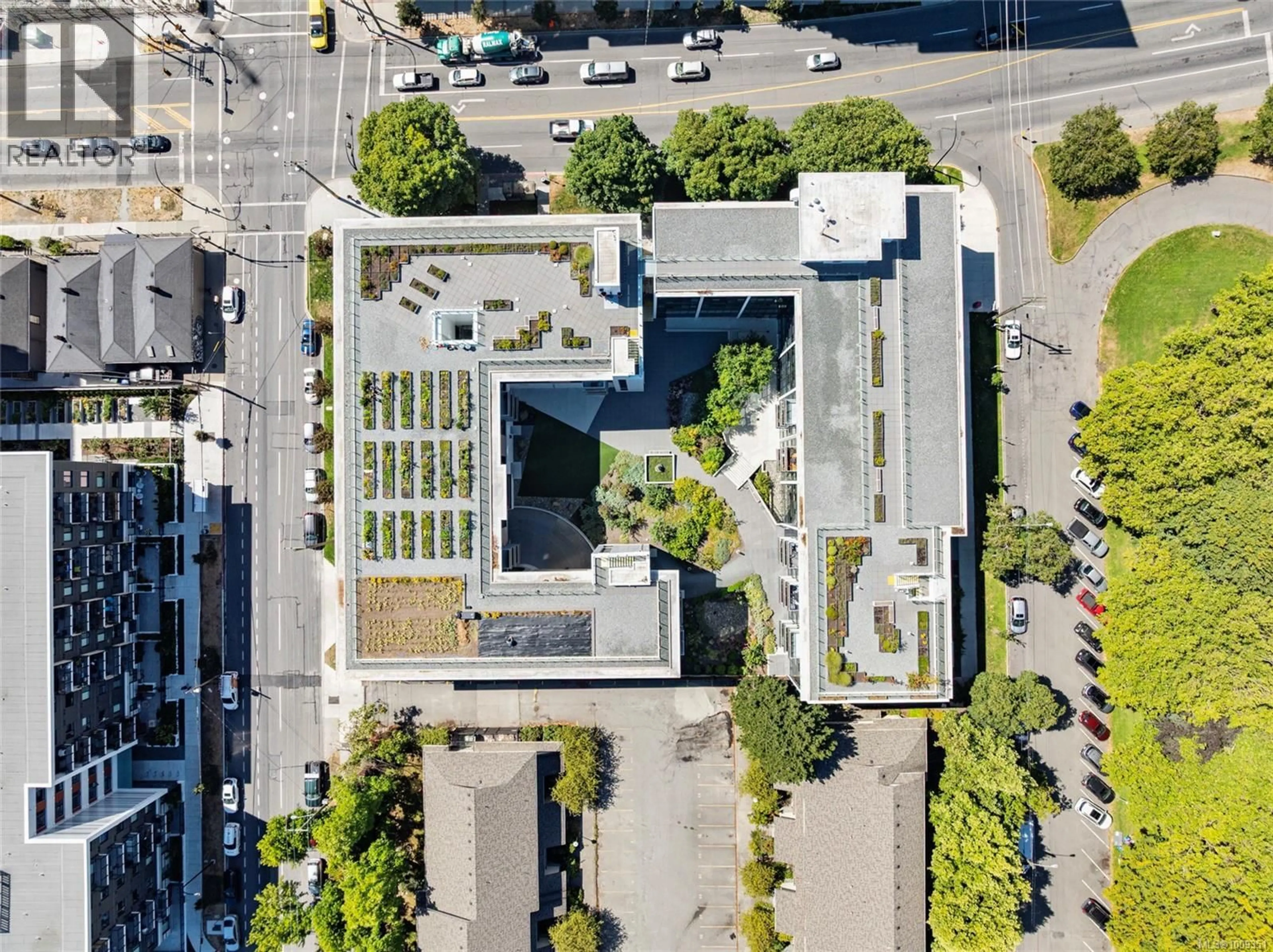 A pic from outside/outdoor area/front of a property/back of a property/a pic from drone, unknown for S315 - 1411 COOK STREET, Victoria British Columbia V8V3P9