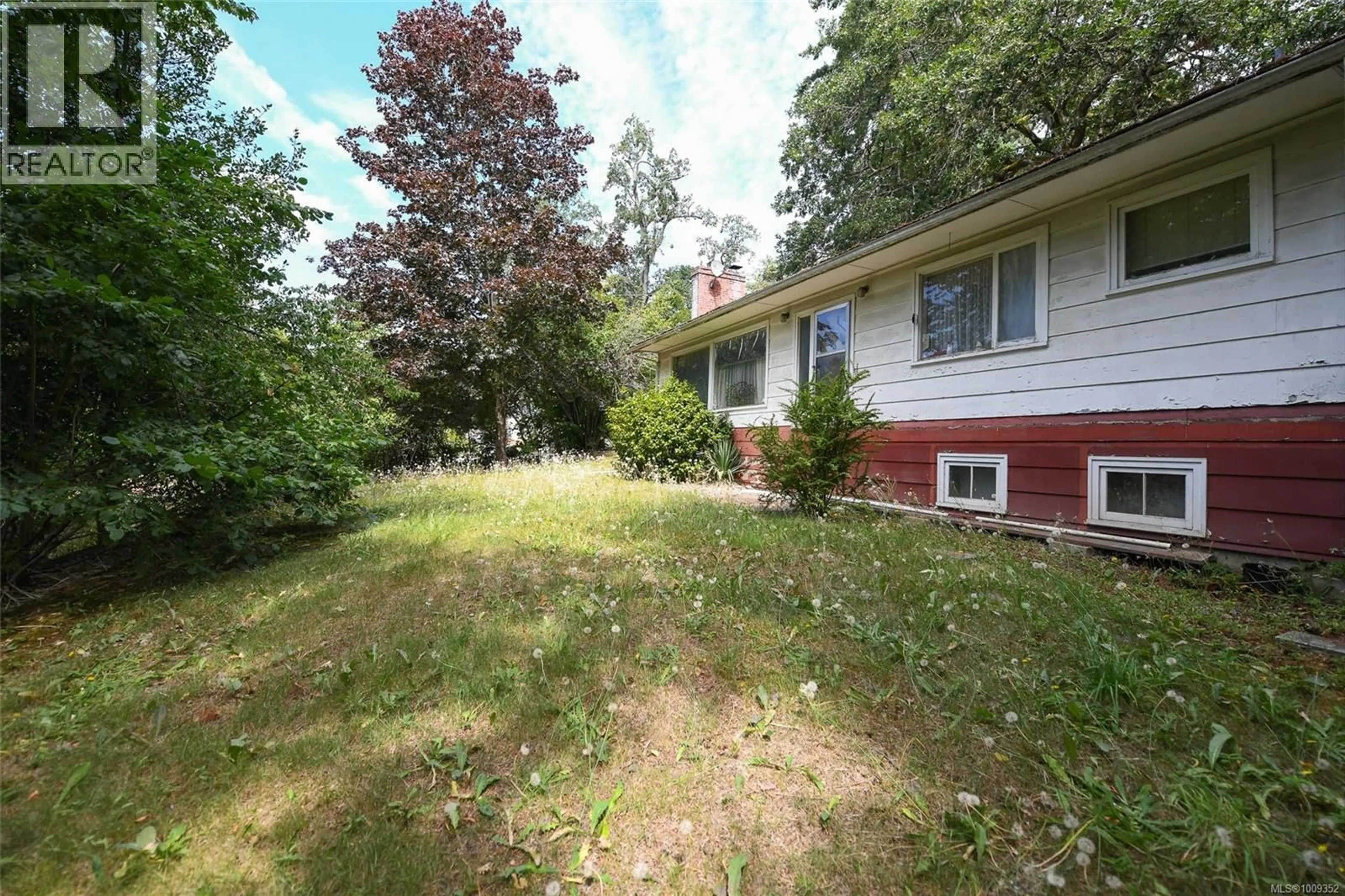 Patio, unknown for 1501 DINGWALL ROAD, Courtenay British Columbia V9N3S5