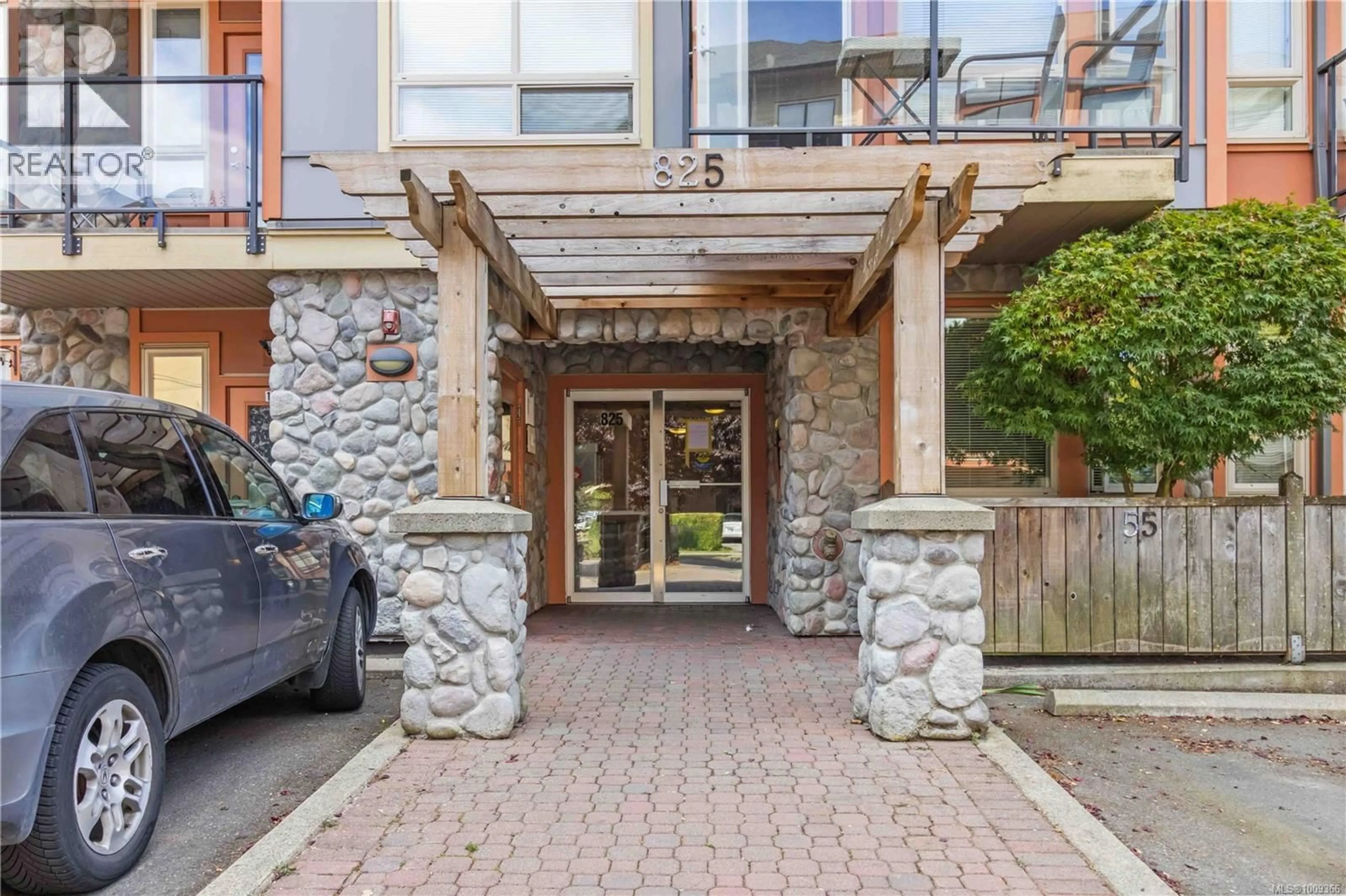 Unknown for 210 - 825 GOLDSTREAM AVENUE, Langford British Columbia V9B2X8