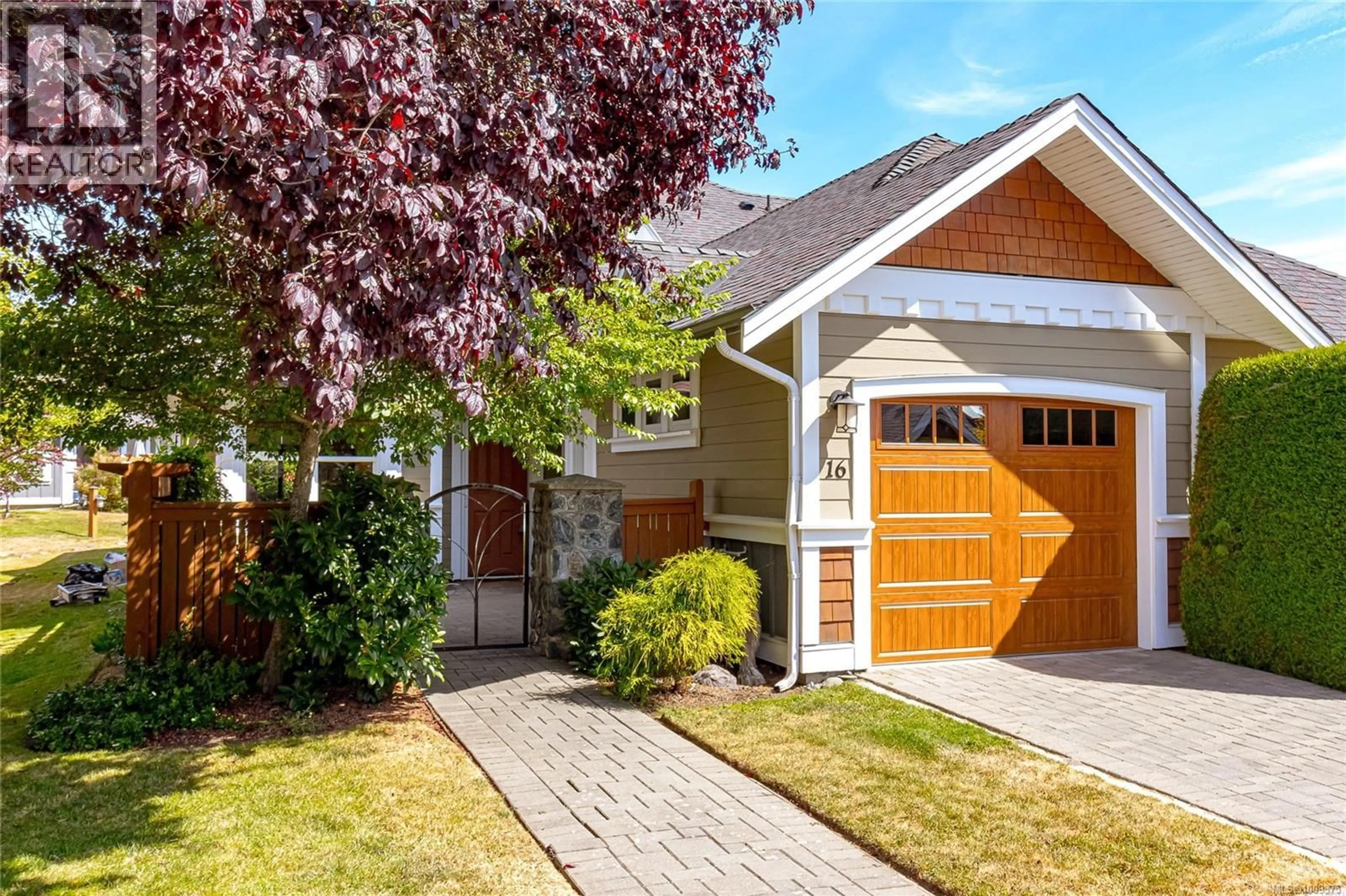 Home with vinyl exterior material, street for 16 - 10520 MCDONALD PARK ROAD, North Saanich British Columbia V8L3J1