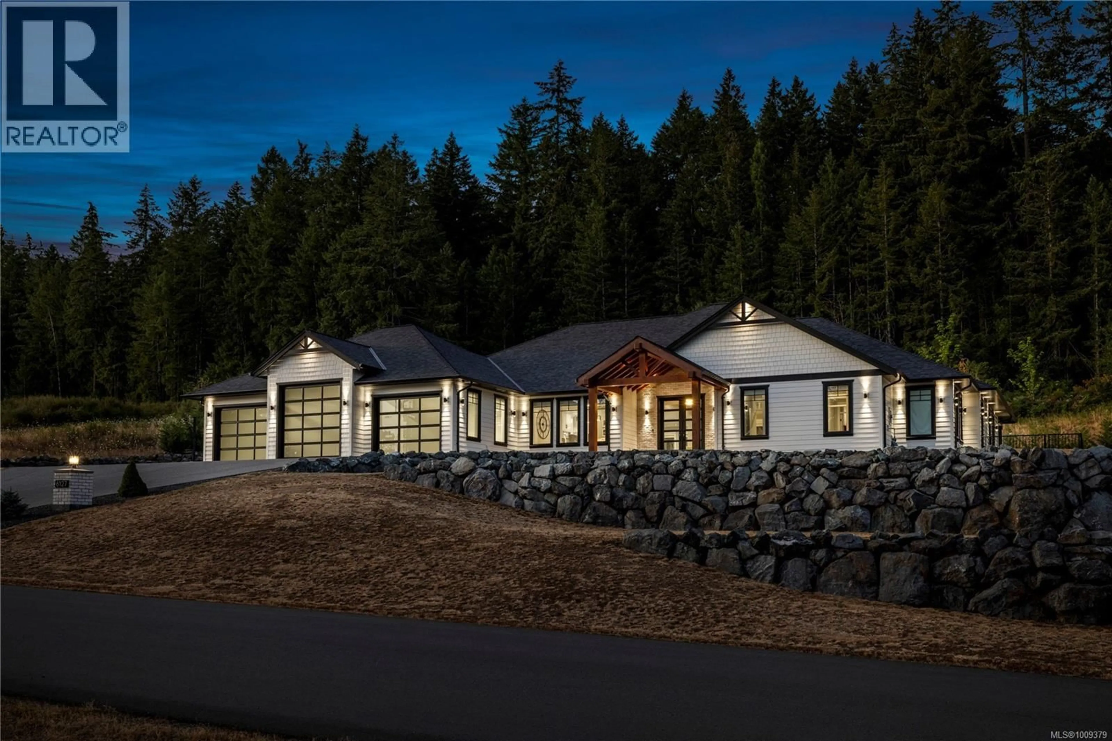 Home with vinyl exterior material, unknown for 6127 CHASE DRIVE, Port Alberni British Columbia V9Y0C2
