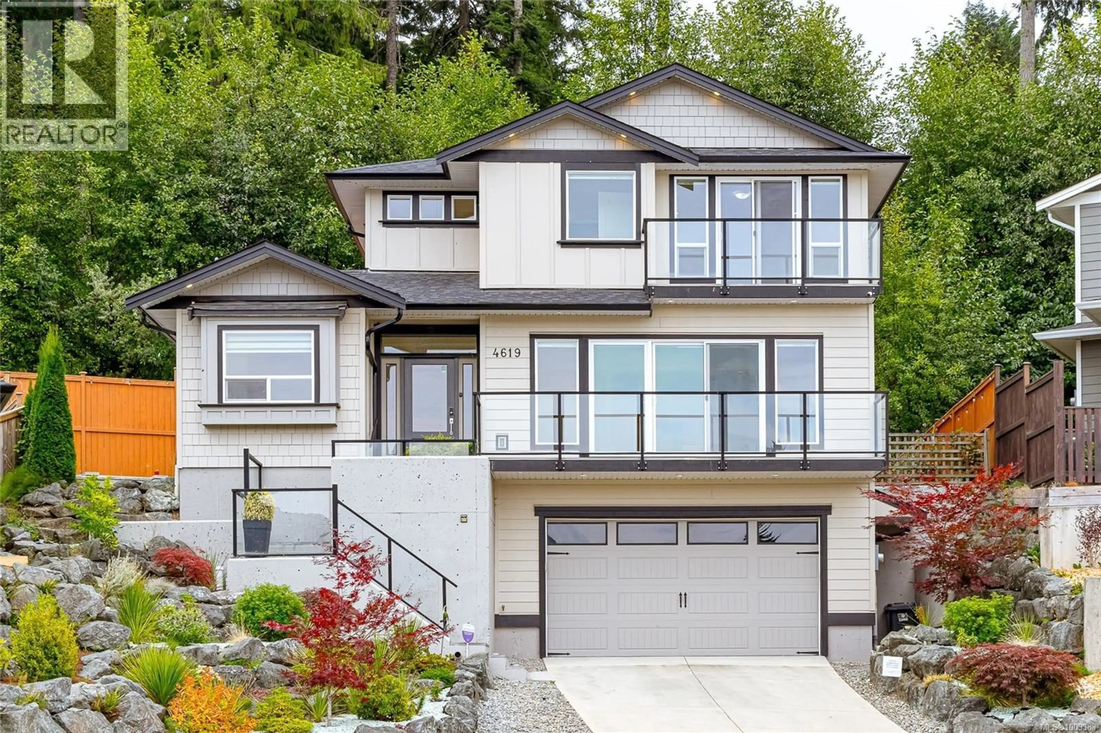Home with vinyl exterior material, street for 4619 MALLARD WAY, Cowichan Bay British Columbia V0R1N1