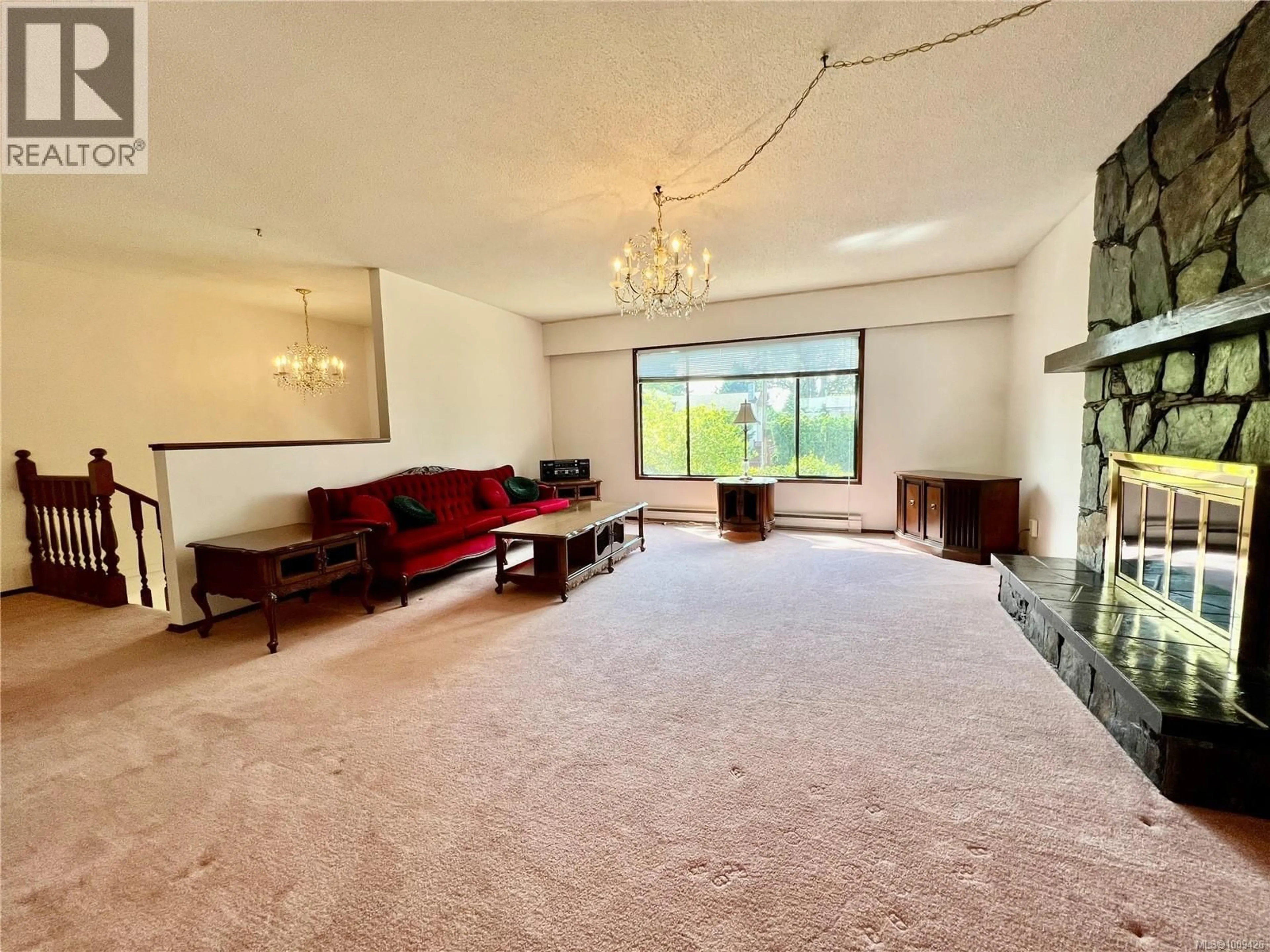 A pic of a room for 1734 FELTHAM ROAD, Saanich British Columbia V8N2A3