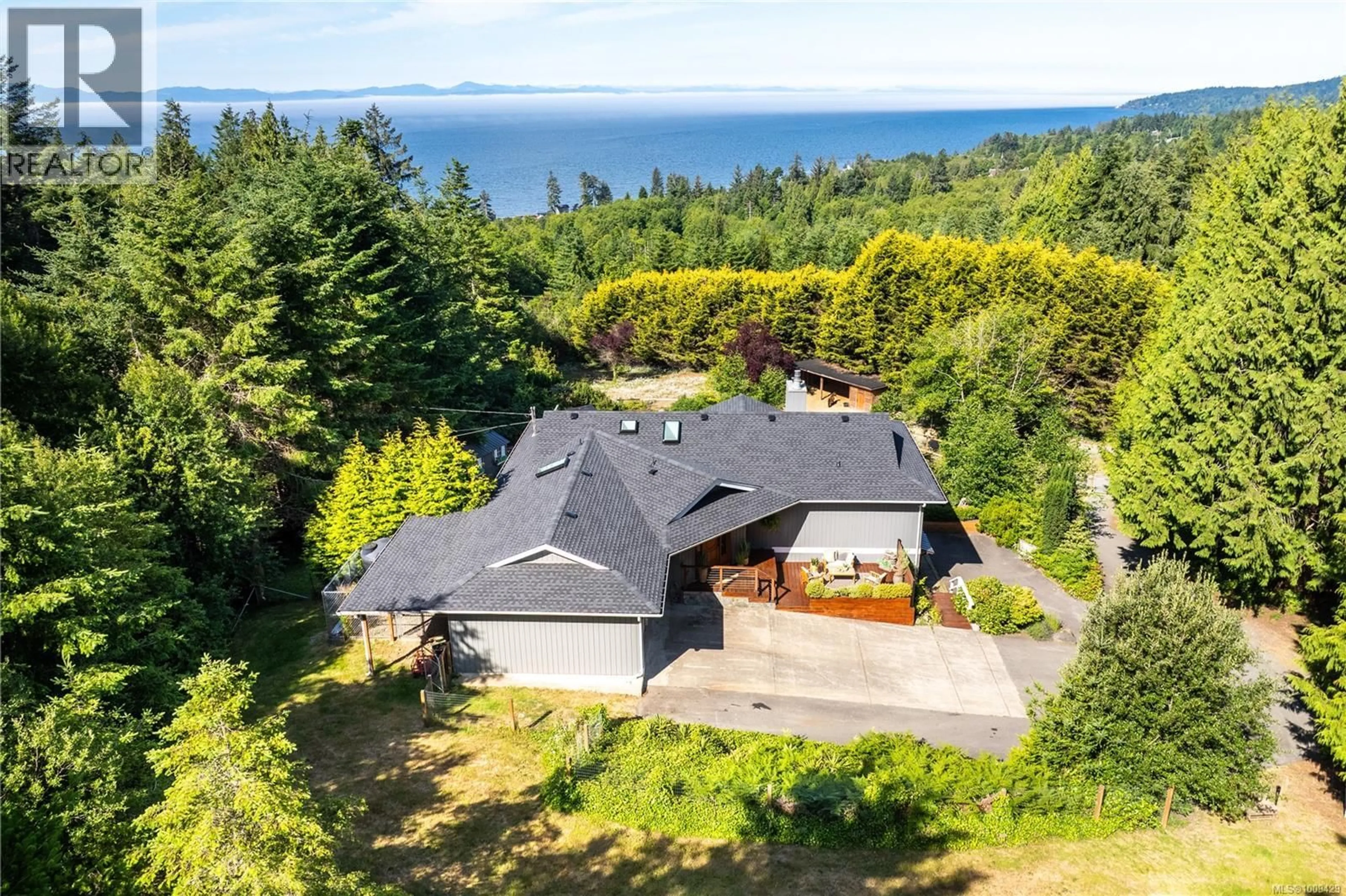 A pic from outside/outdoor area/front of a property/back of a property/a pic from drone, water/lake/river/ocean view for 4475 OTTER POINT ROAD, Sooke British Columbia V9Z0K4