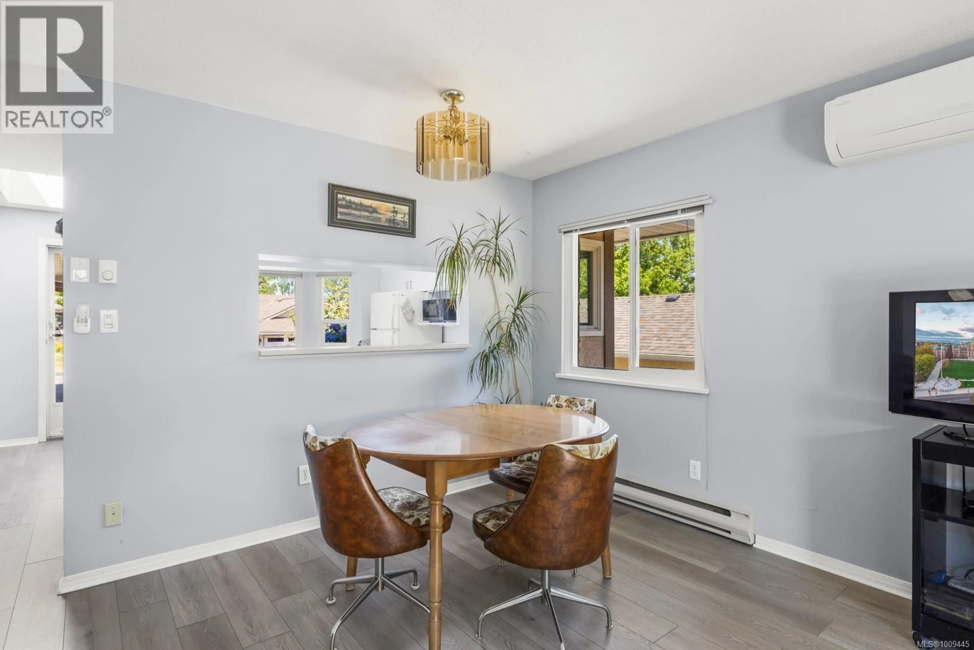 Dining room, unknown for 17 - 4120 INTERURBAN ROAD, Saanich British Columbia V8Z6W7