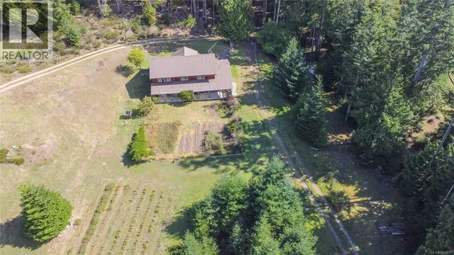 415 CAMPBELL BAY ROAD, Mayne Island 3