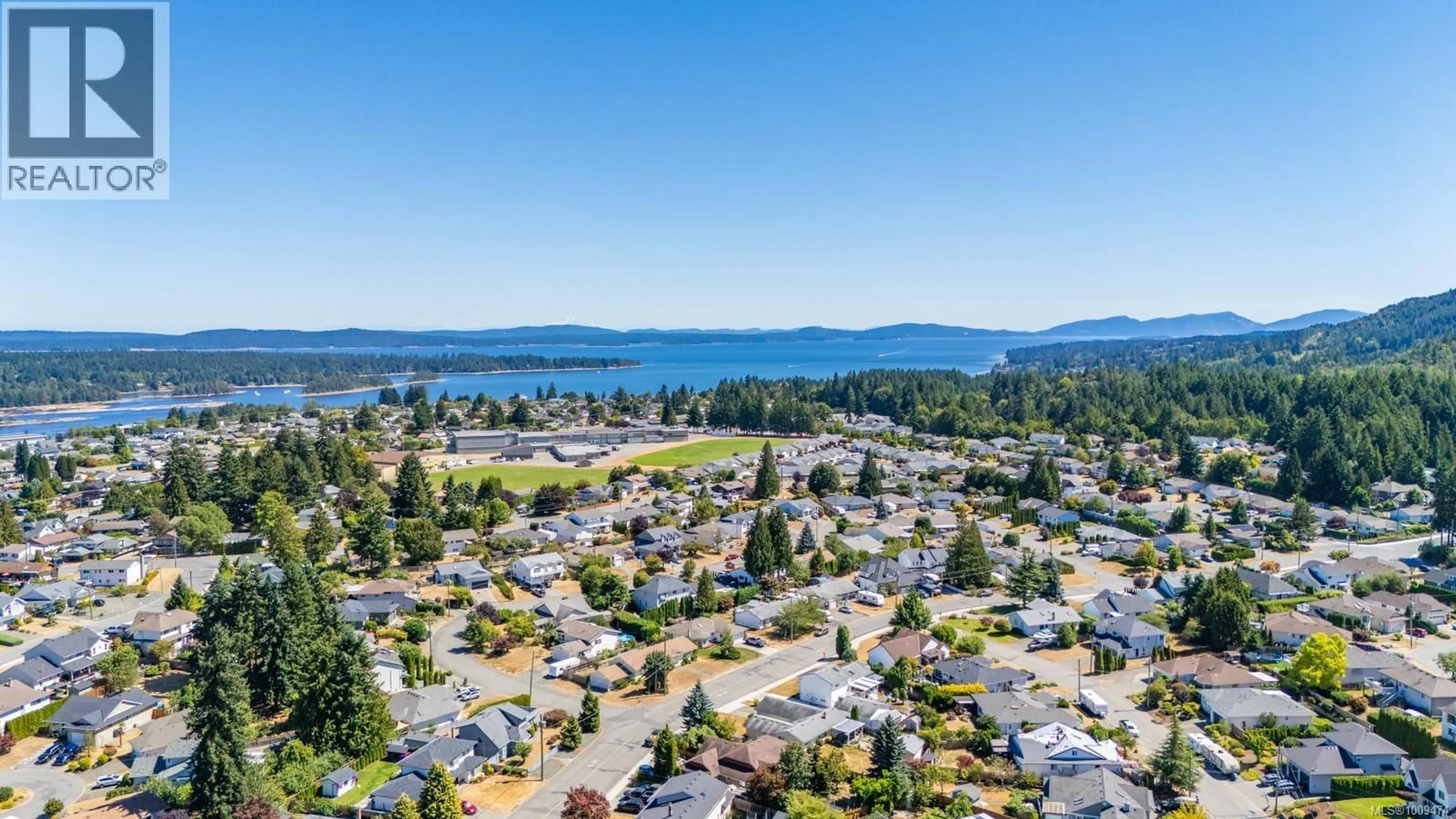 A pic from outside/outdoor area/front of a property/back of a property/a pic from drone, water/lake/river/ocean view for 163 HUNTER WAY, Ladysmith British Columbia V9G0C4