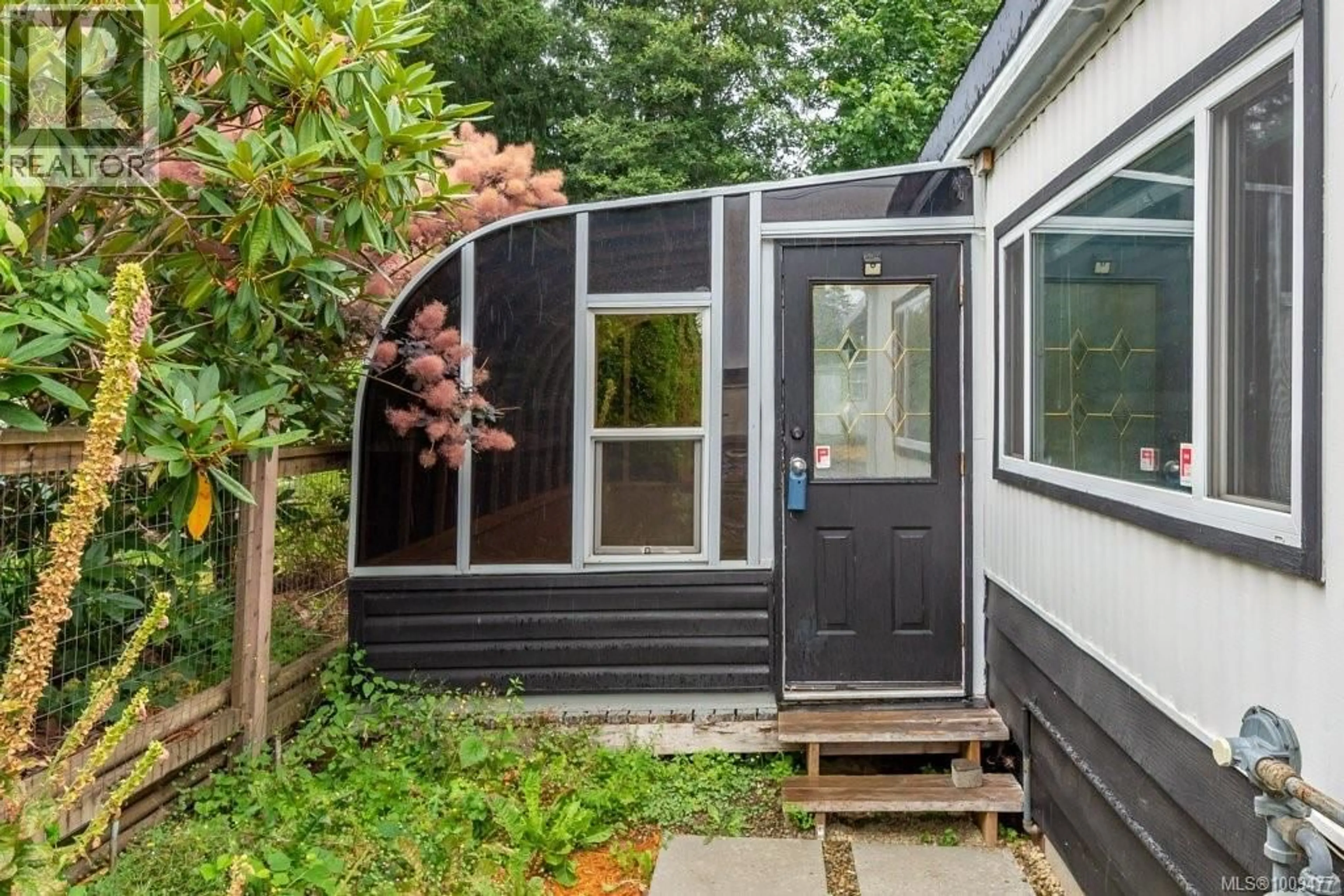 Unknown for 2108 4TH STREET EAST, Courtenay British Columbia V9N6V8