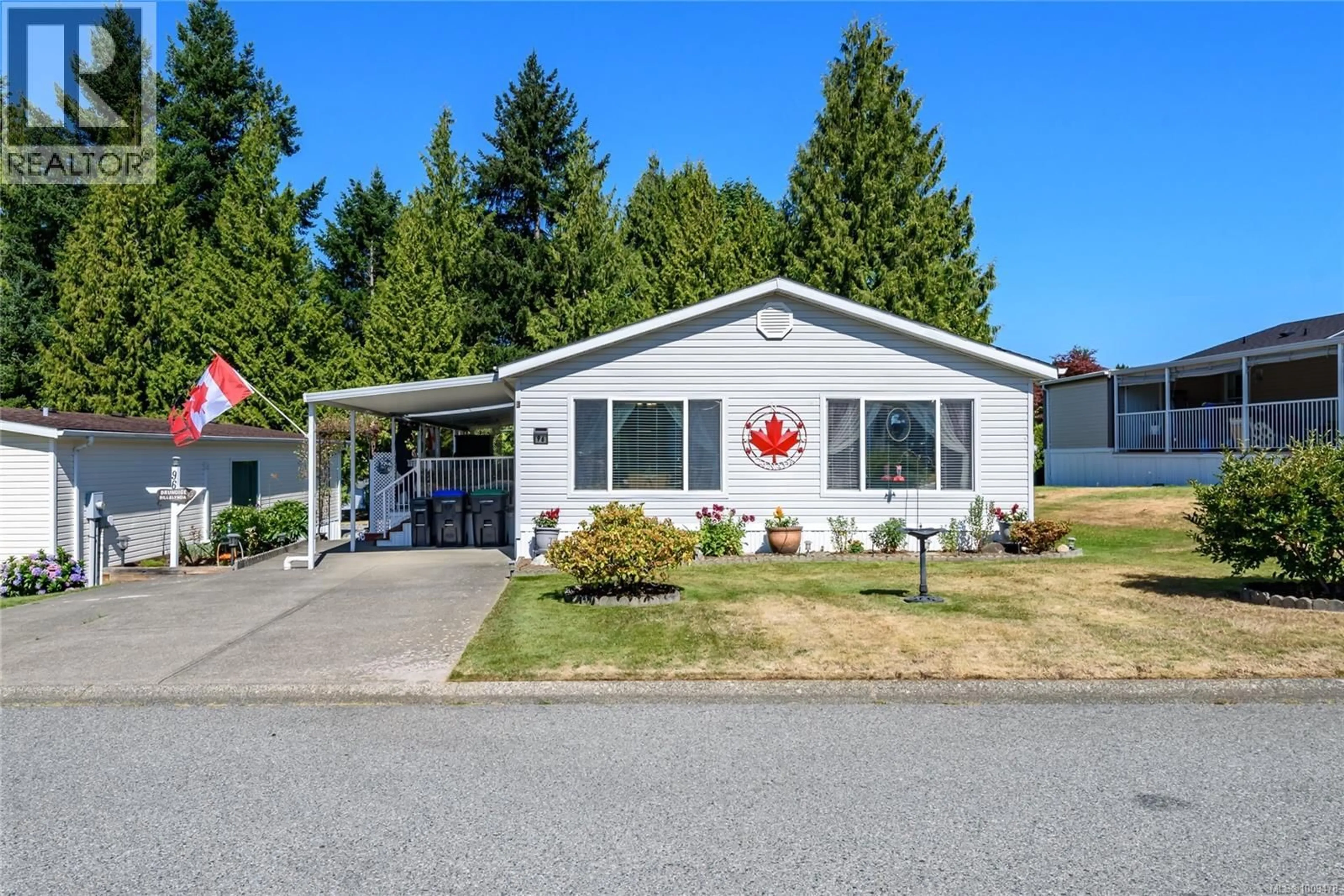 Home with vinyl exterior material, street for 96 - 4714 MUIR ROAD, Courtenay British Columbia V9N8Z6