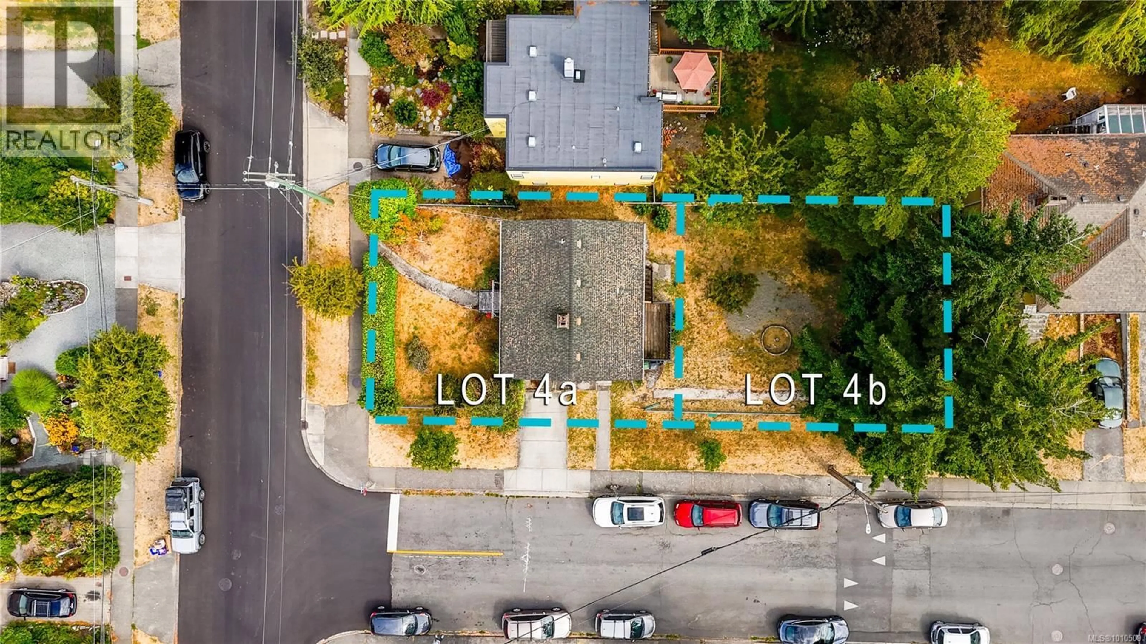 A pic from outside/outdoor area/front of a property/back of a property/a pic from drone, street for 1905 LEE AVENUE, Victoria British Columbia V8R4W9