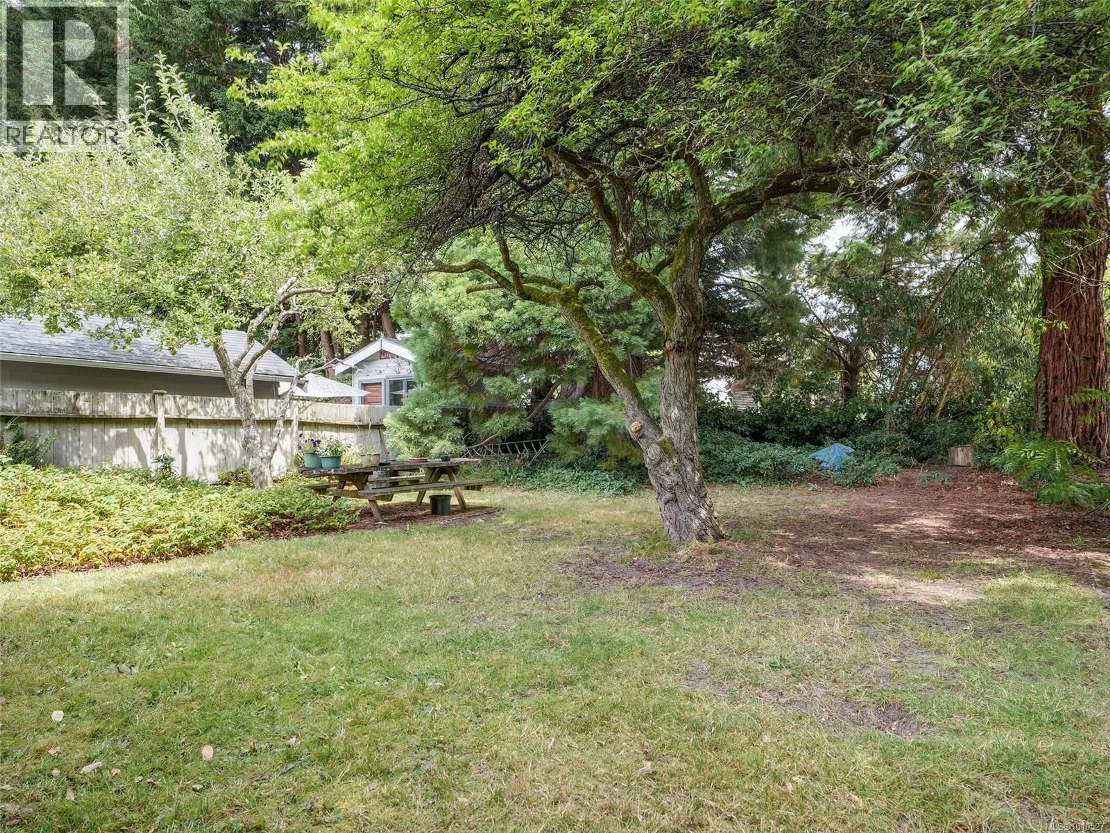 Patio, forest/trees view for 2561 FORBES STREET, Victoria British Columbia V8R4B9