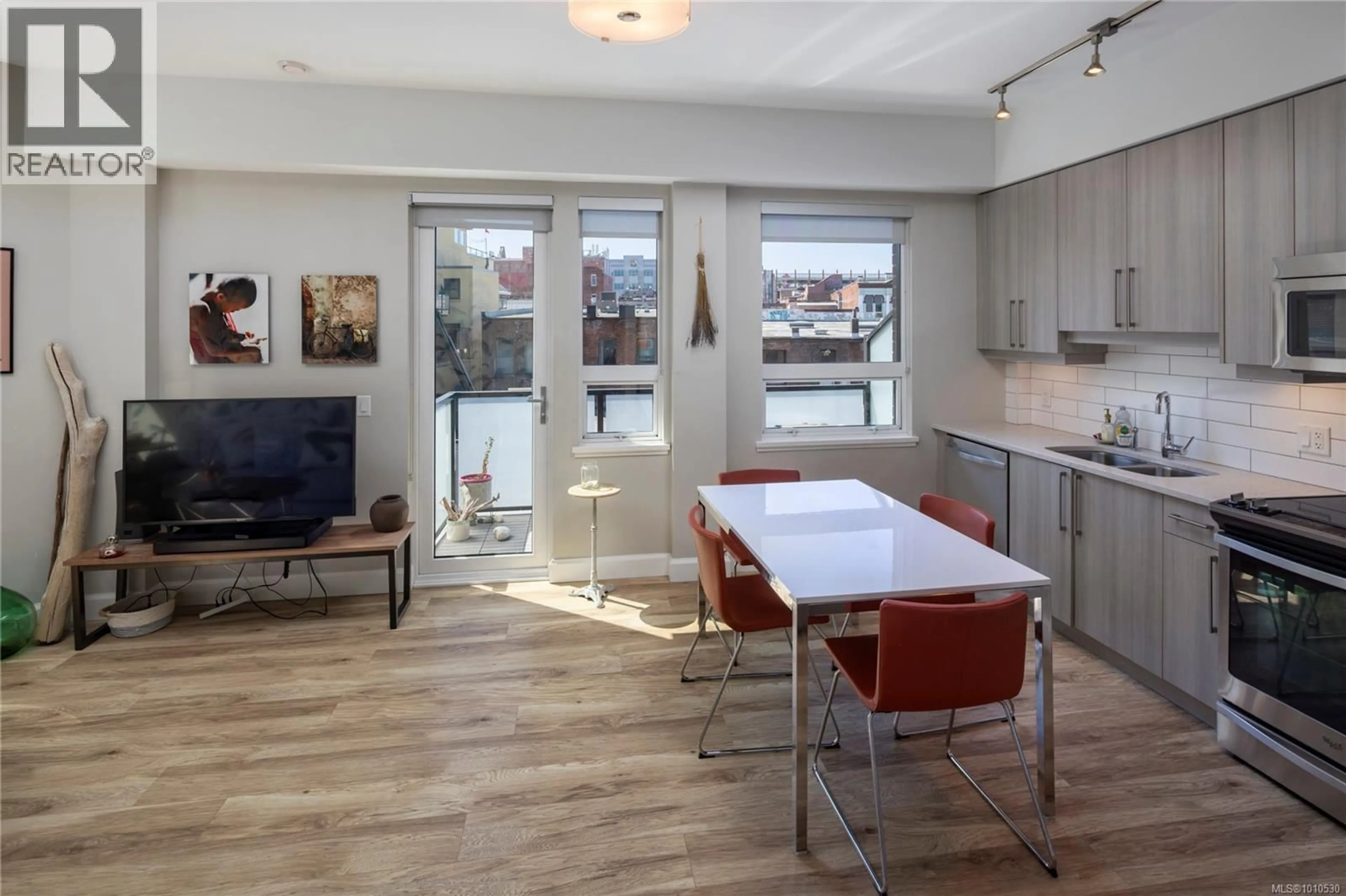 Open concept kitchen, unknown for 307 - 595 PANDORA AVENUE, Victoria British Columbia V8W1N5