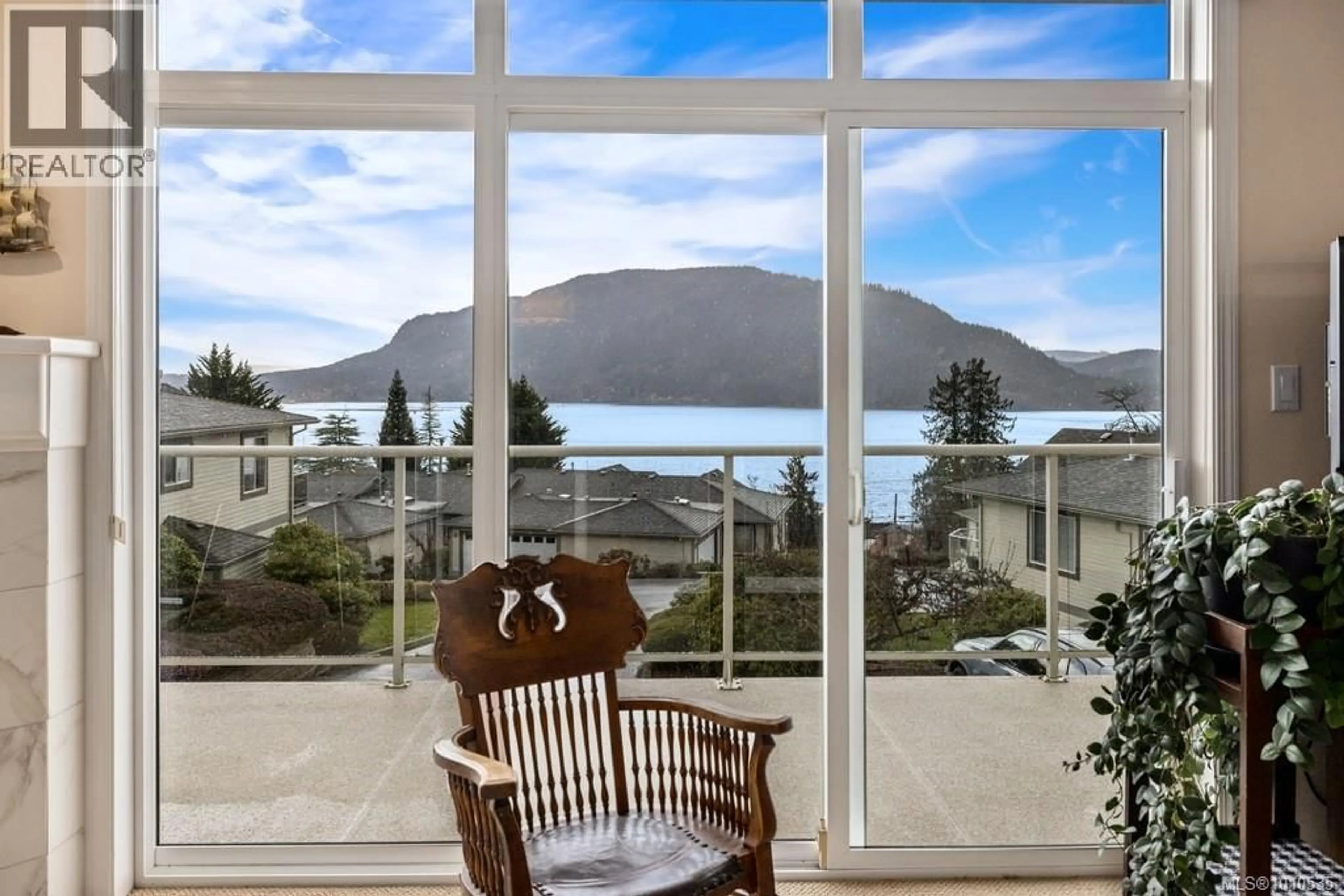 Balcony in the apartment, water/lake/river/ocean view for 5 - 1700 PRITCHARD ROAD, Cowichan Bay British Columbia V0R1N1