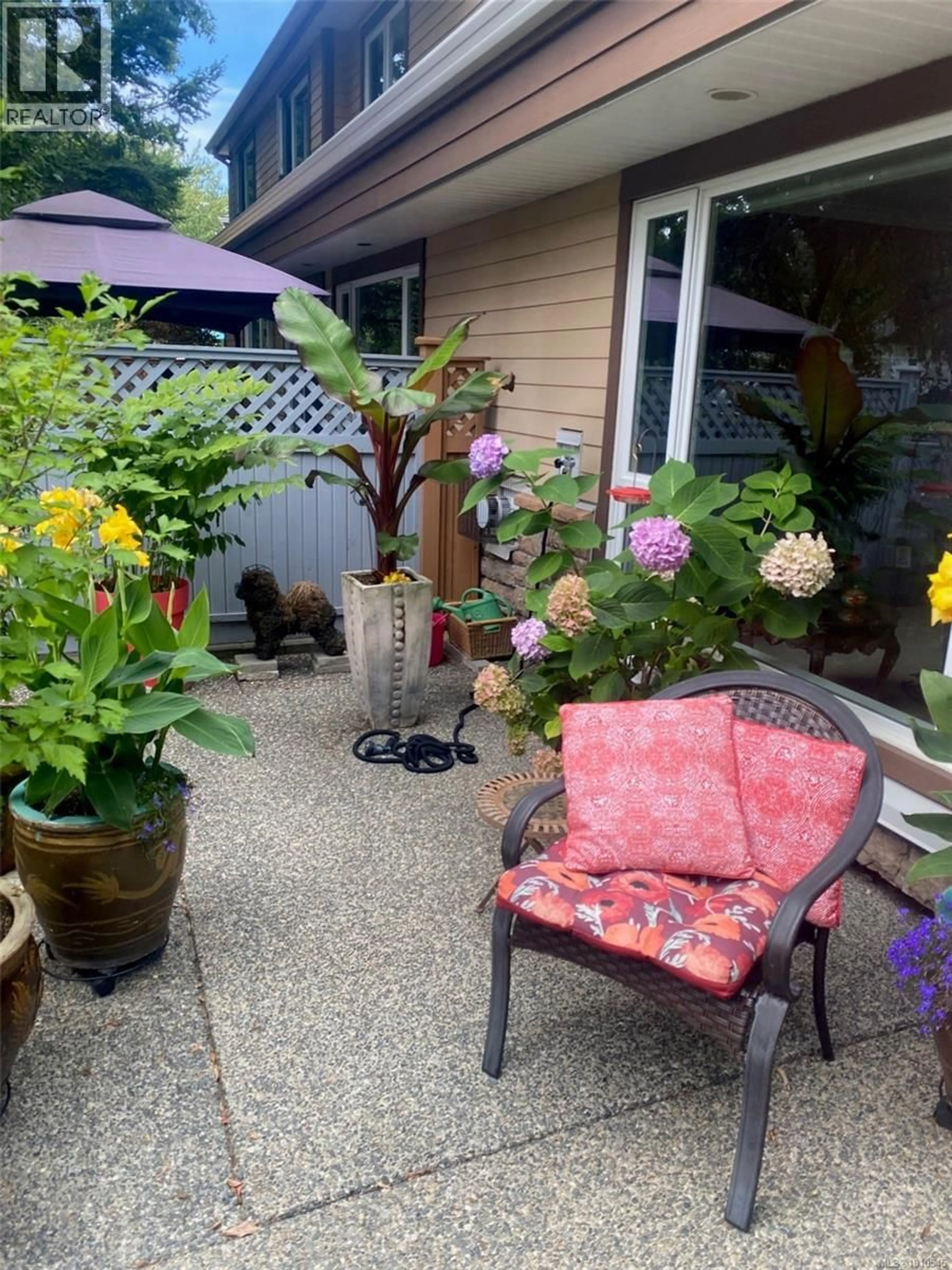 Patio, street for 1645 CREEKSIDE DRIVE, Nanaimo British Columbia V9S5V8