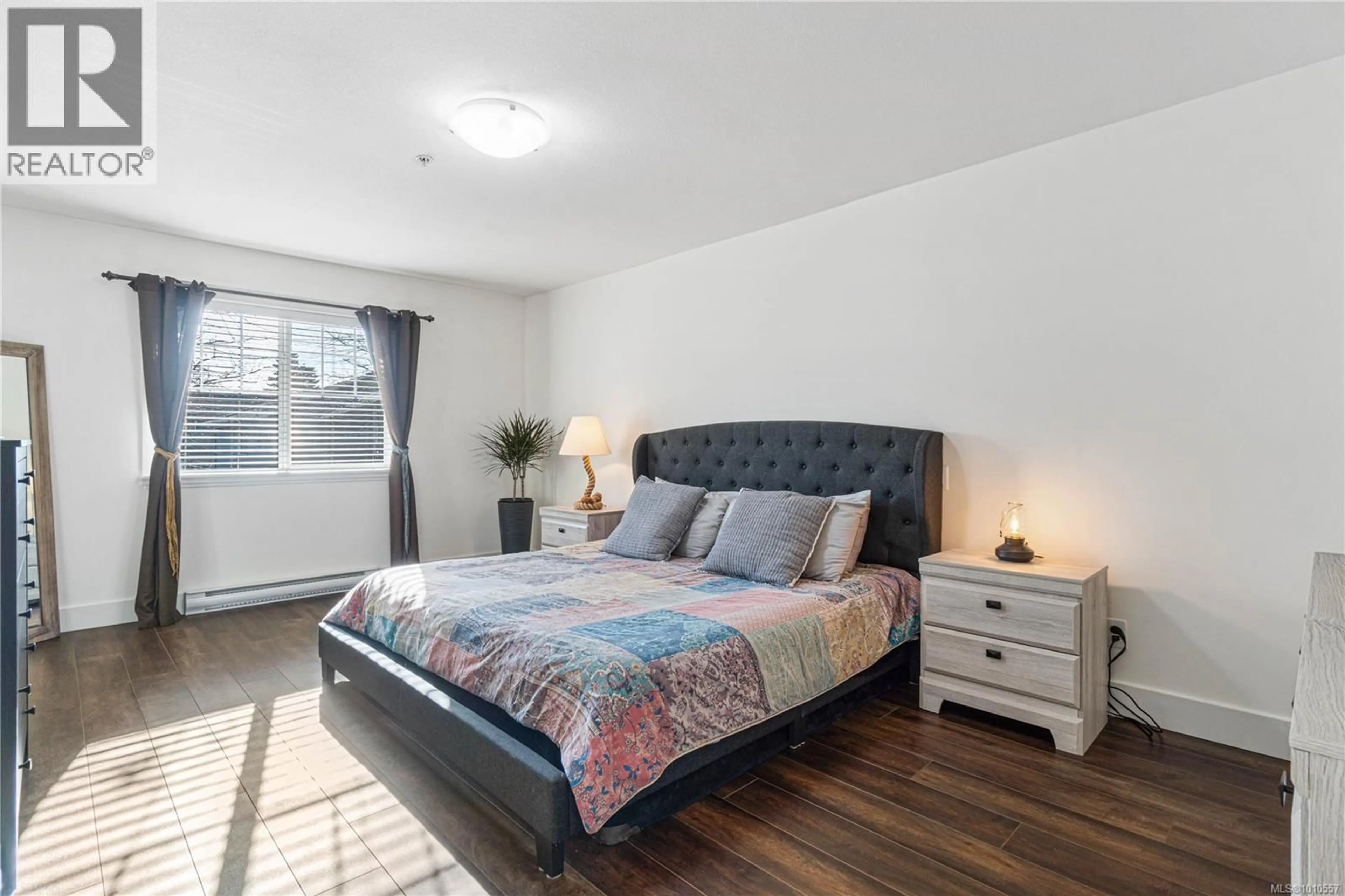 Bedroom with bed, unknown for 12 - 344 HIRST AVENUE, Parksville British Columbia V9P1K4