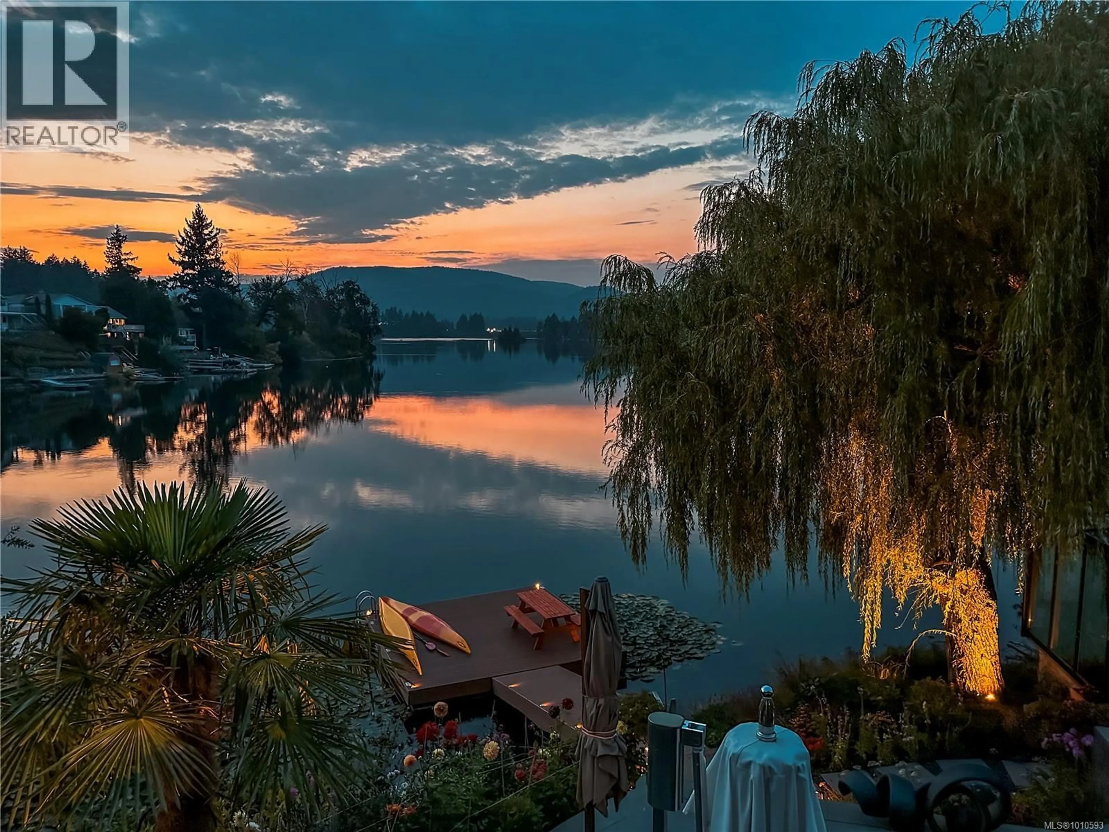 Patio, water/lake/river/ocean view for 1069 TRILLIUM ROAD, Langford British Columbia V9B4G3