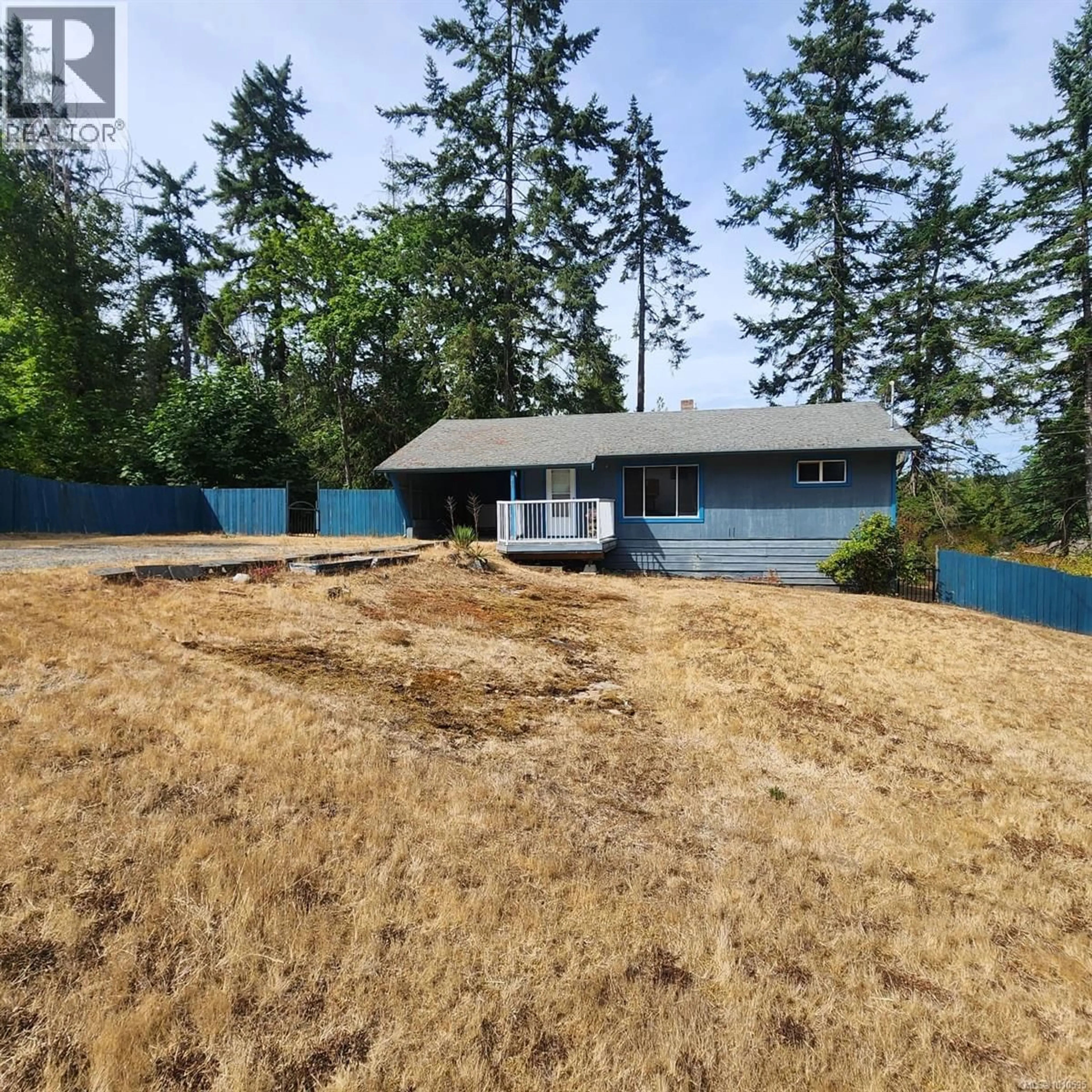 A pic from outside/outdoor area/front of a property/back of a property/a pic from drone, unknown for 2067-2069 AKENHEAD ROAD, Cassidy British Columbia V9X1V2