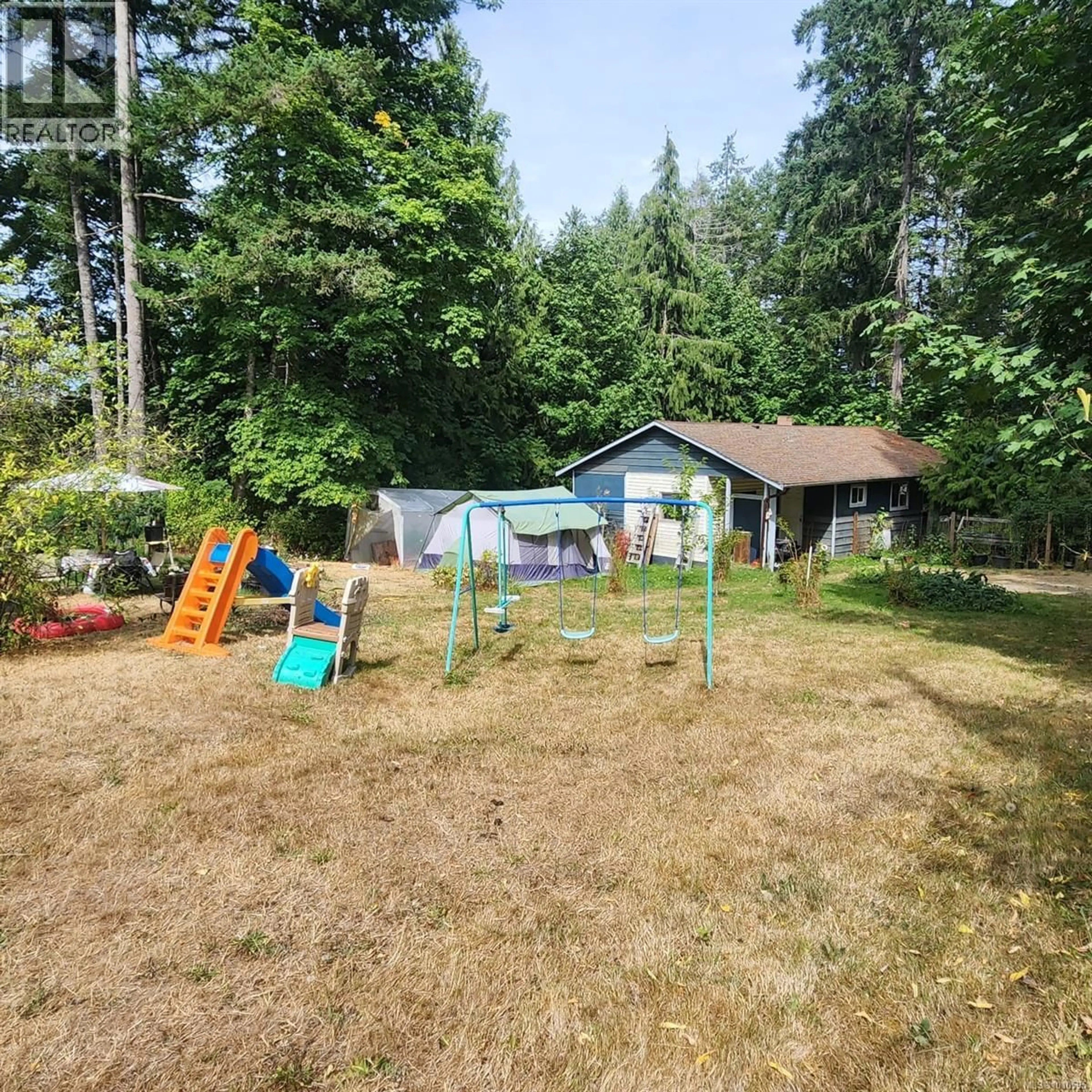 Shed for 2067-2069 AKENHEAD ROAD, Cassidy British Columbia V9X1V2