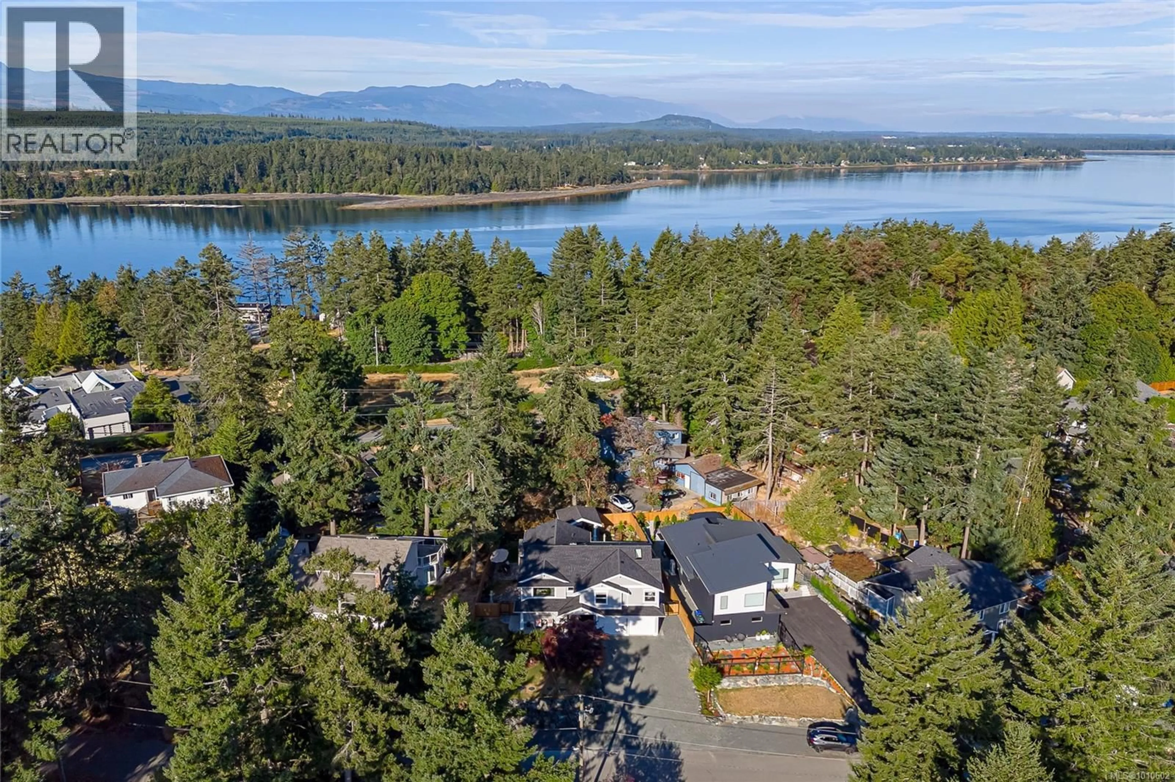 A pic from outside/outdoor area/front of a property/back of a property/a pic from drone, water/lake/river/ocean view for 1547 THE BELL, Nanoose Bay British Columbia V9P9B6
