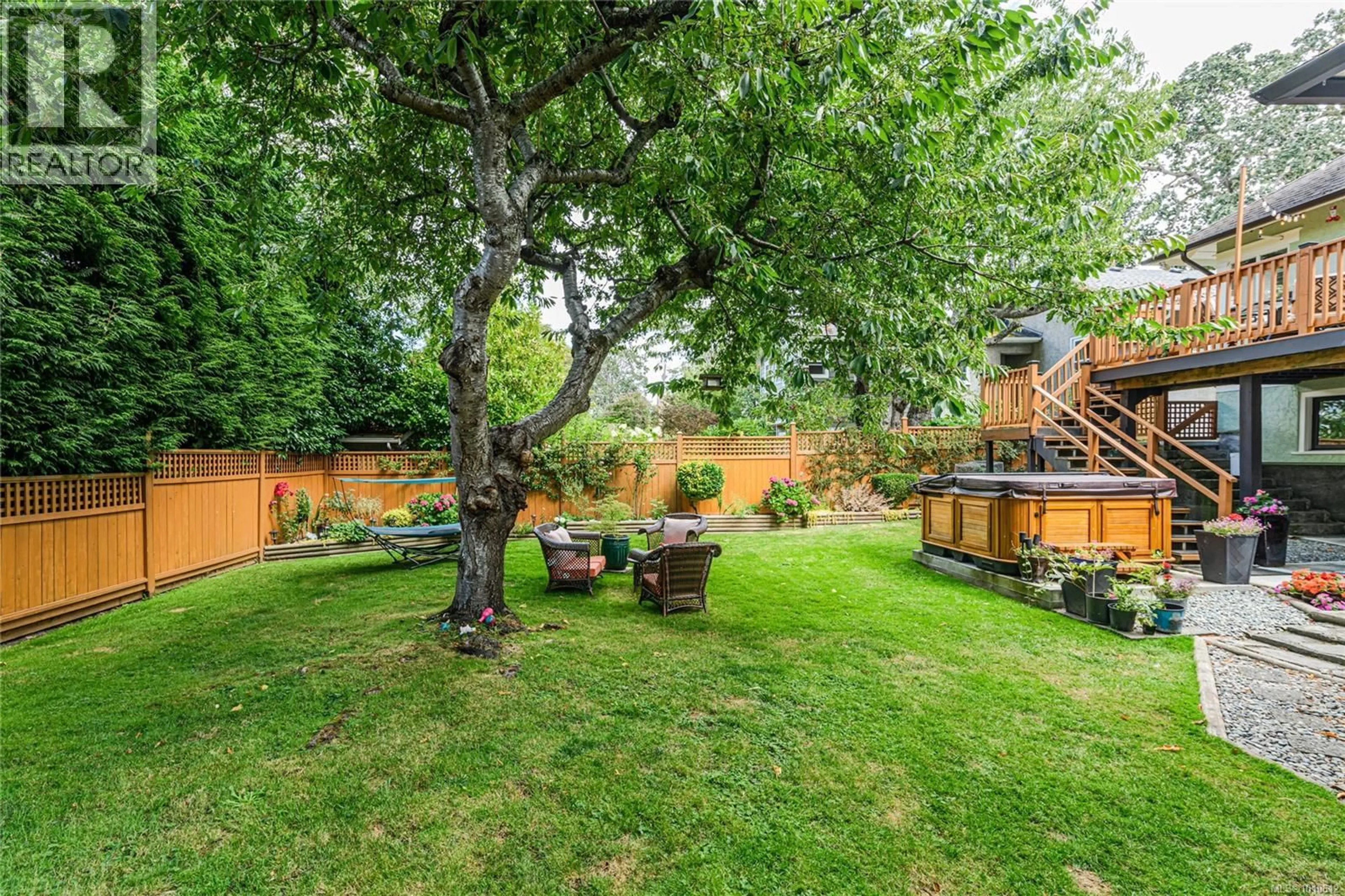 Patio, forest/trees view for 1526 VINING STREET, Victoria British Columbia V8R1R1
