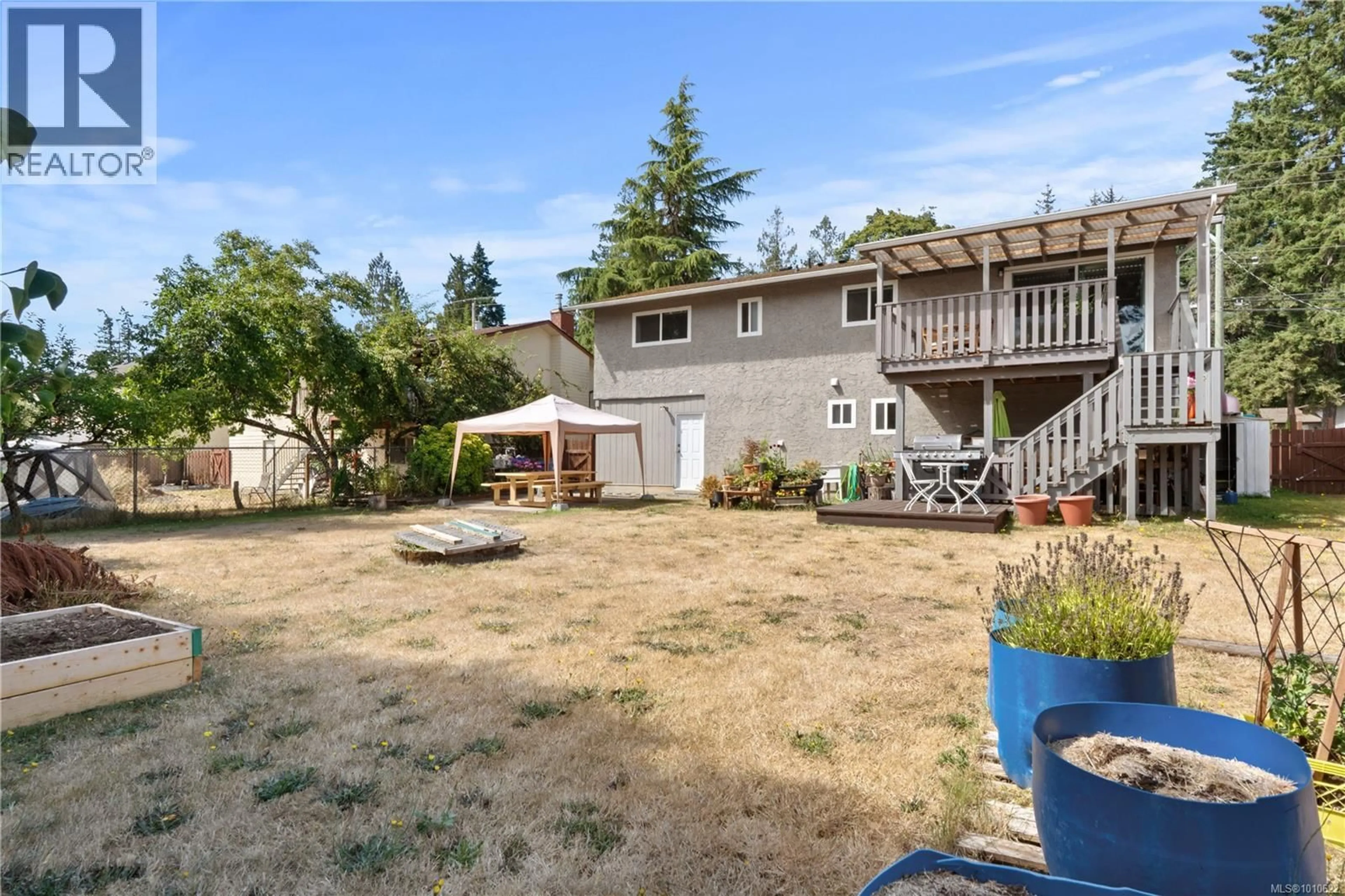 Patio, unknown for 2349 OTTER POINT ROAD, Sooke British Columbia V9Z0H9