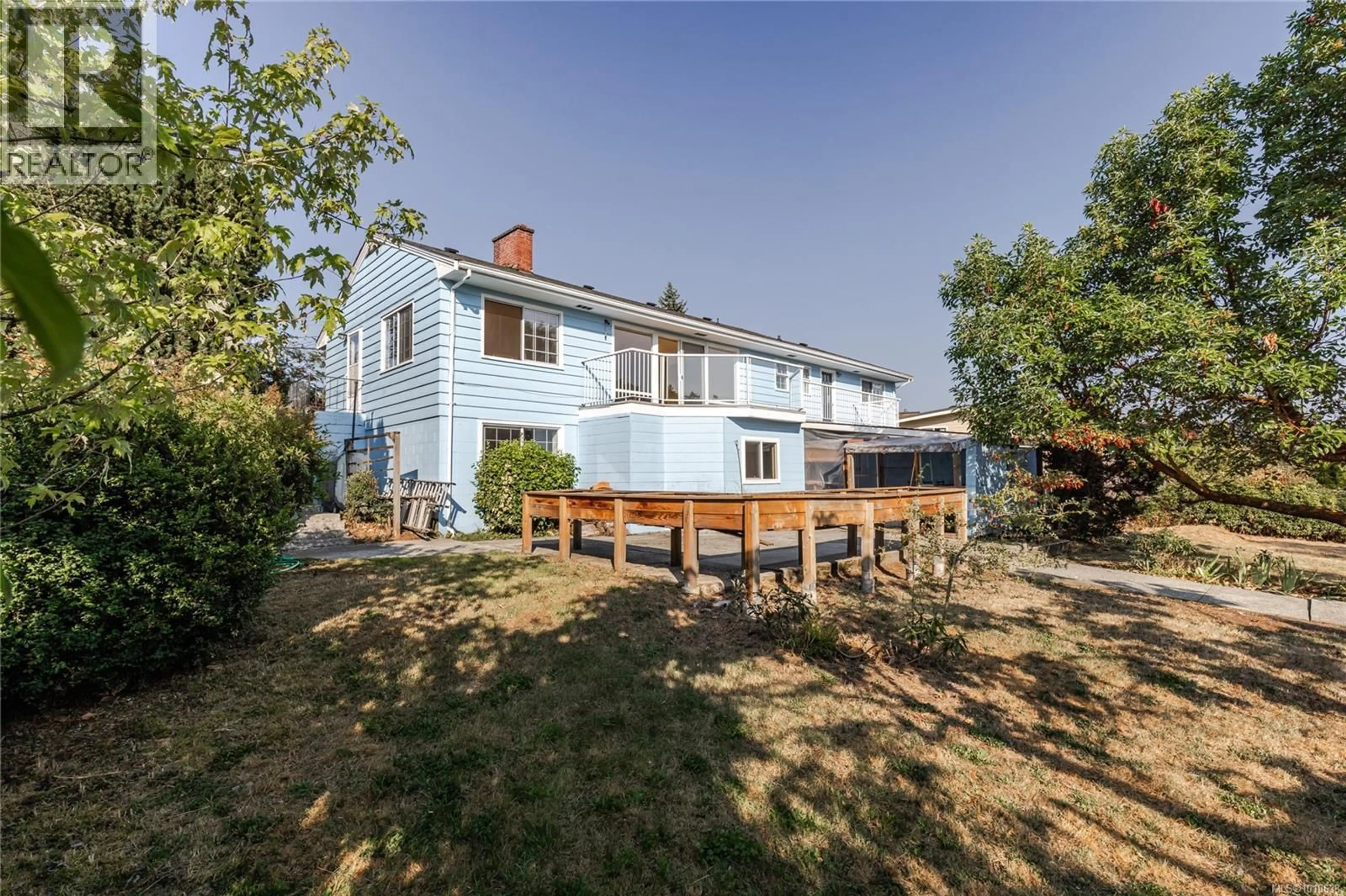 A pic from outside/outdoor area/front of a property/back of a property/a pic from drone, building for 2540 HOLYROOD DRIVE, Nanaimo British Columbia V9S4K9