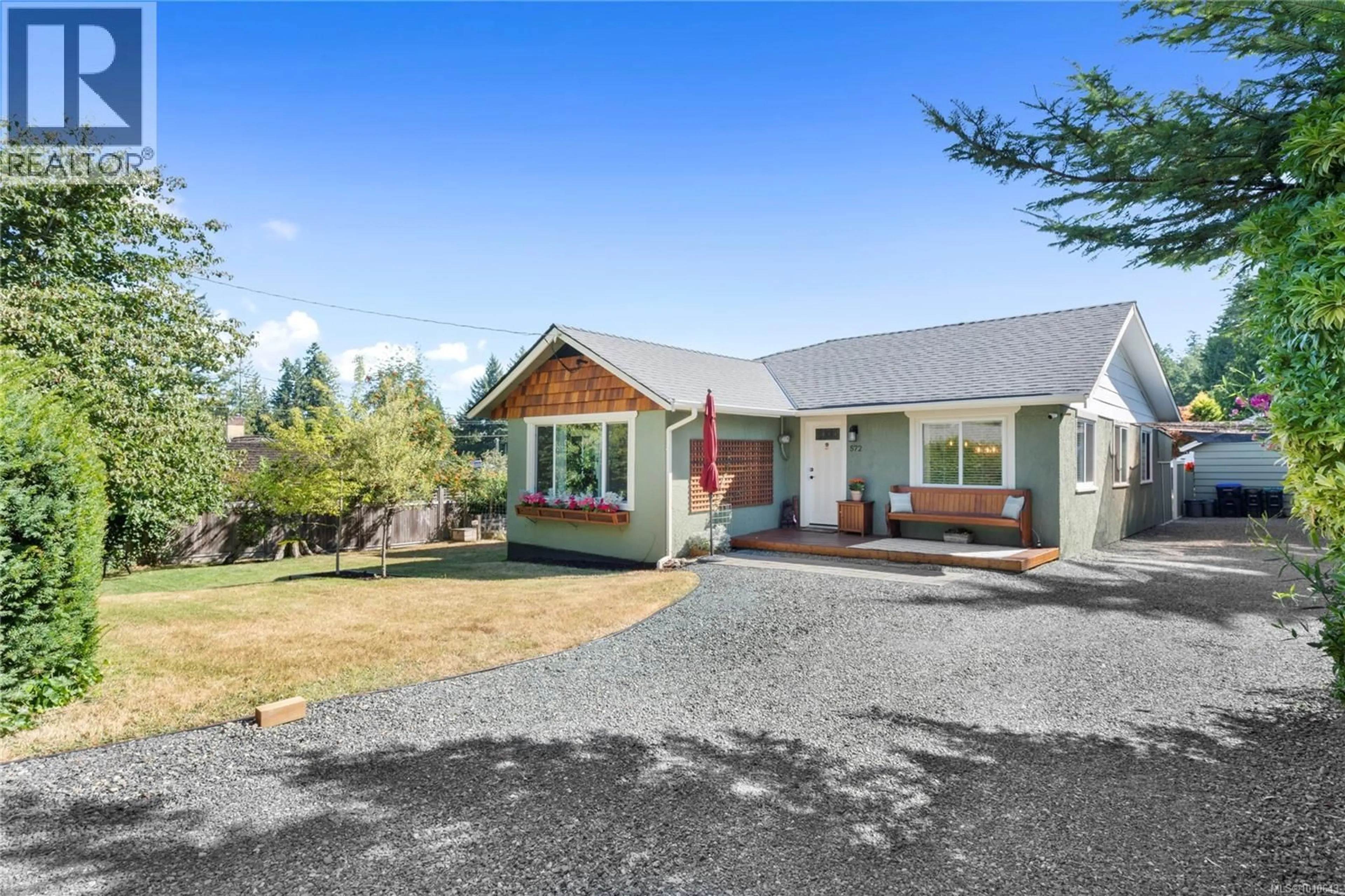 A pic from outside/outdoor area/front of a property/back of a property/a pic from drone, unknown for 572 BERWICK ROAD, Qualicum Beach British Columbia V9K1L1