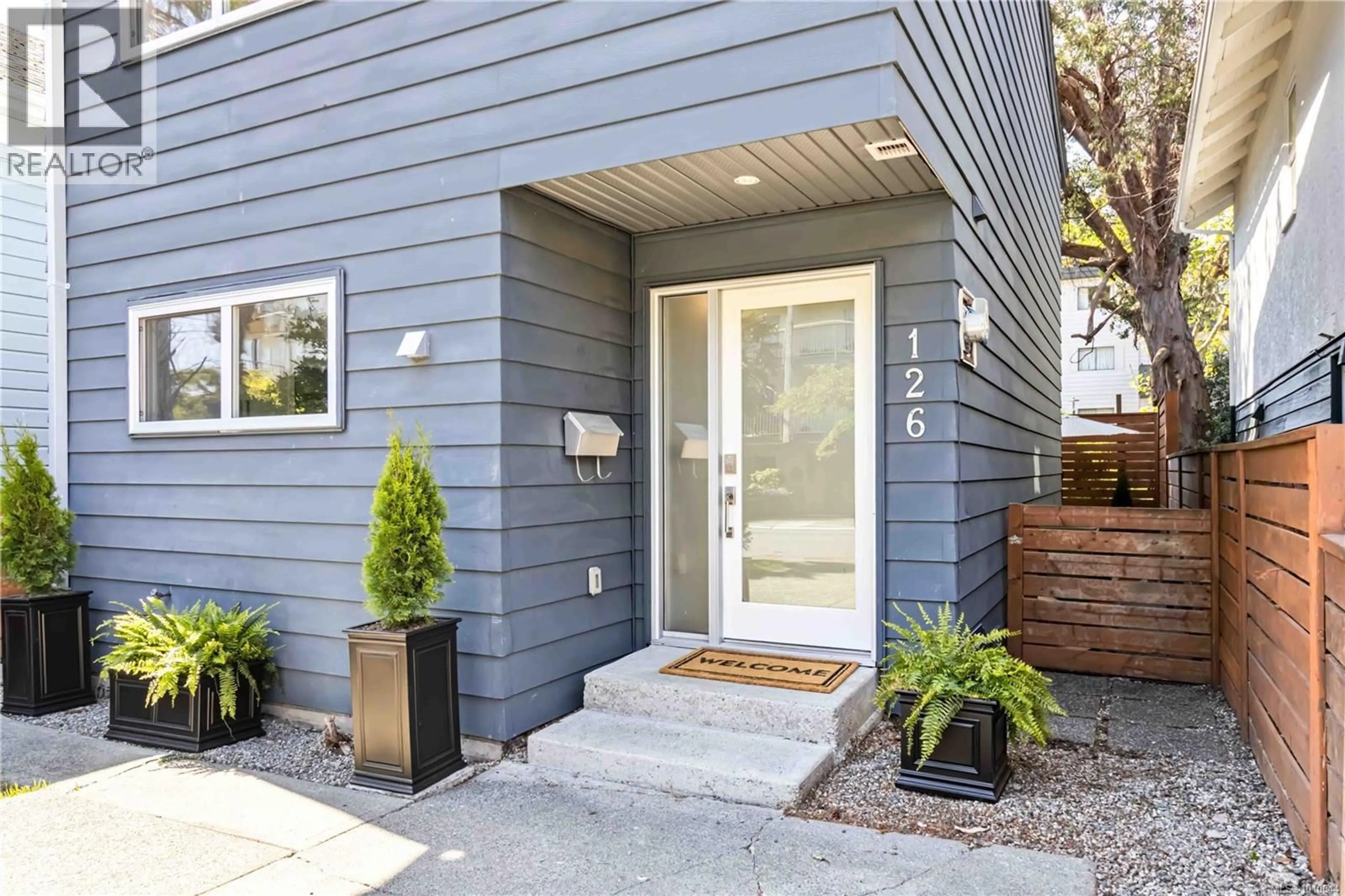 Unknown for 126 RENDALL STREET, Victoria British Columbia V8V2E5