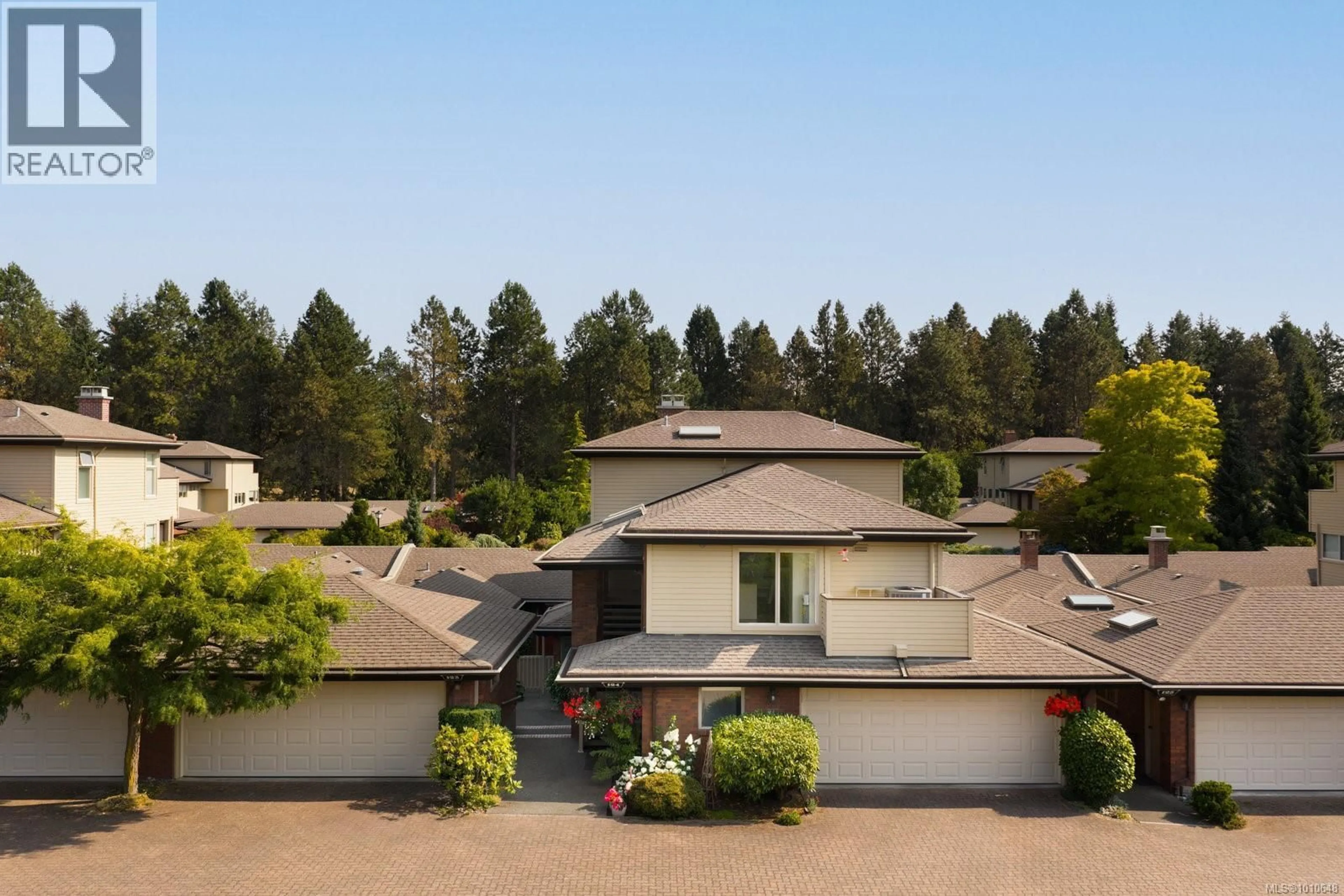 A pic from outside/outdoor area/front of a property/back of a property/a pic from drone, mountain view for 124 - 2345 CEDAR HILL CROSS ROAD, Oak Bay British Columbia V8P5M8