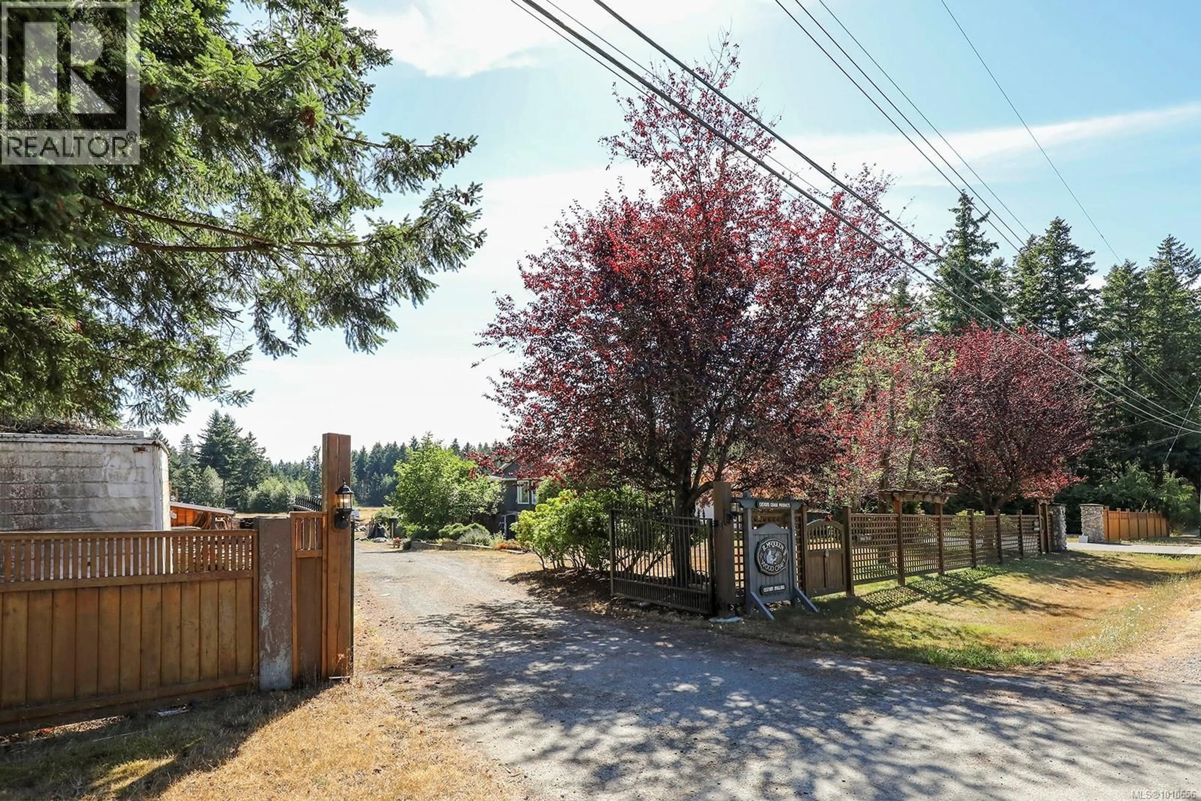 Patio, street for 2099 IDIENS WAY, Comox British Columbia V9M3Y9
