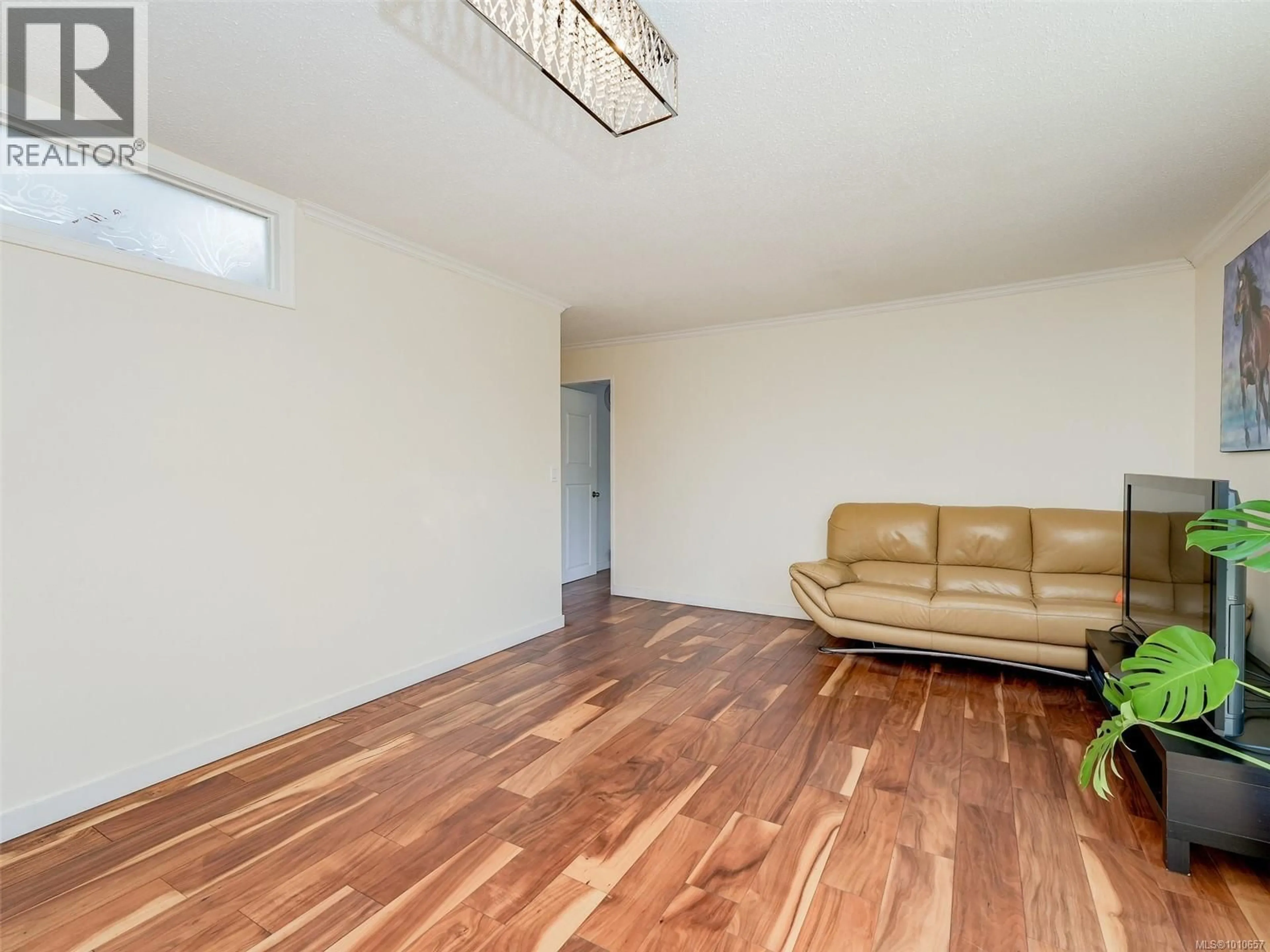 A pic of a room for 948 MCKENZIE AVENUE, Saanich British Columbia V8X3G5