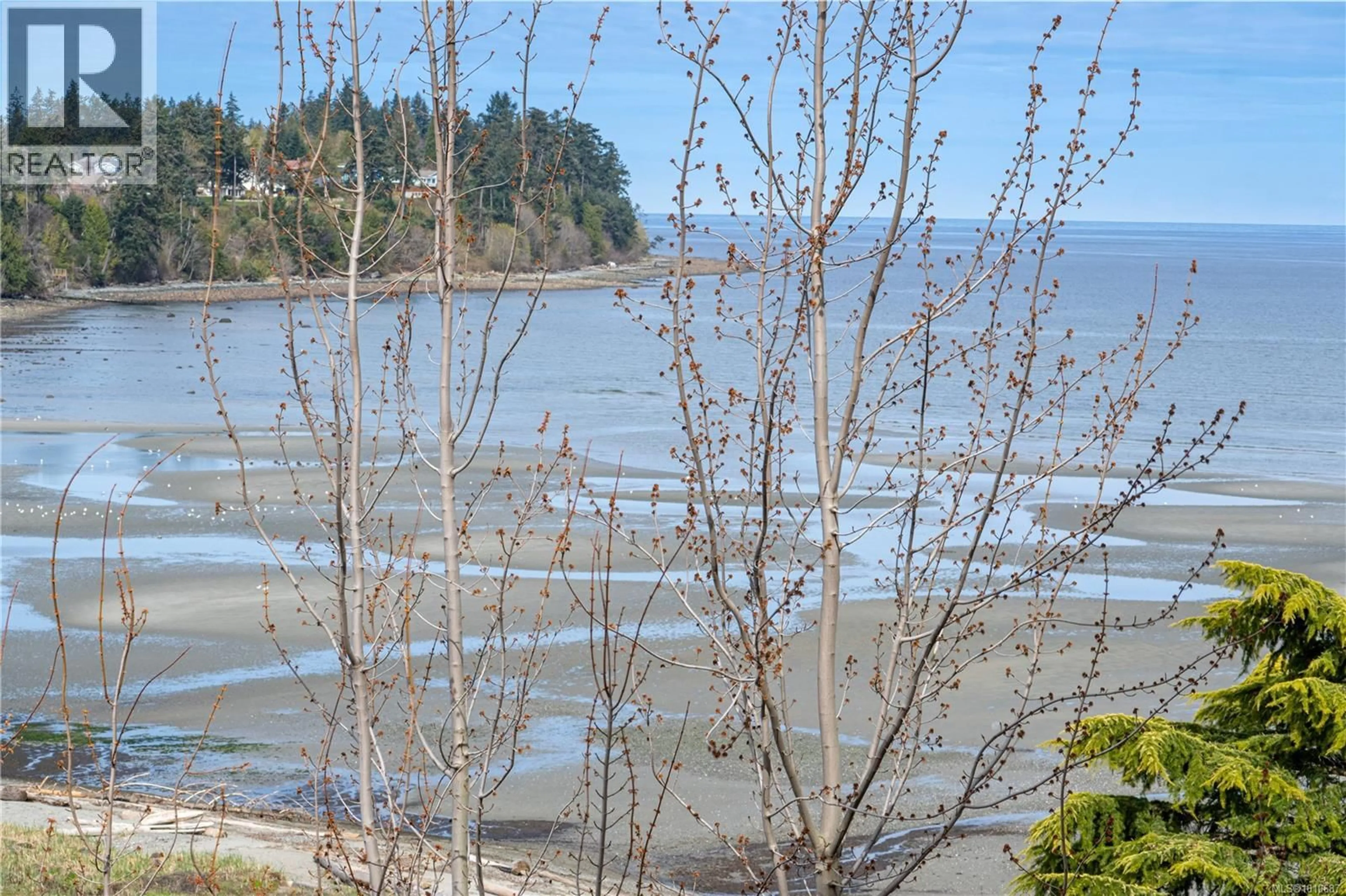Patio, water/lake/river/ocean view for 607 - 194 BEACHSIDE DRIVE, Parksville British Columbia V9P0B1