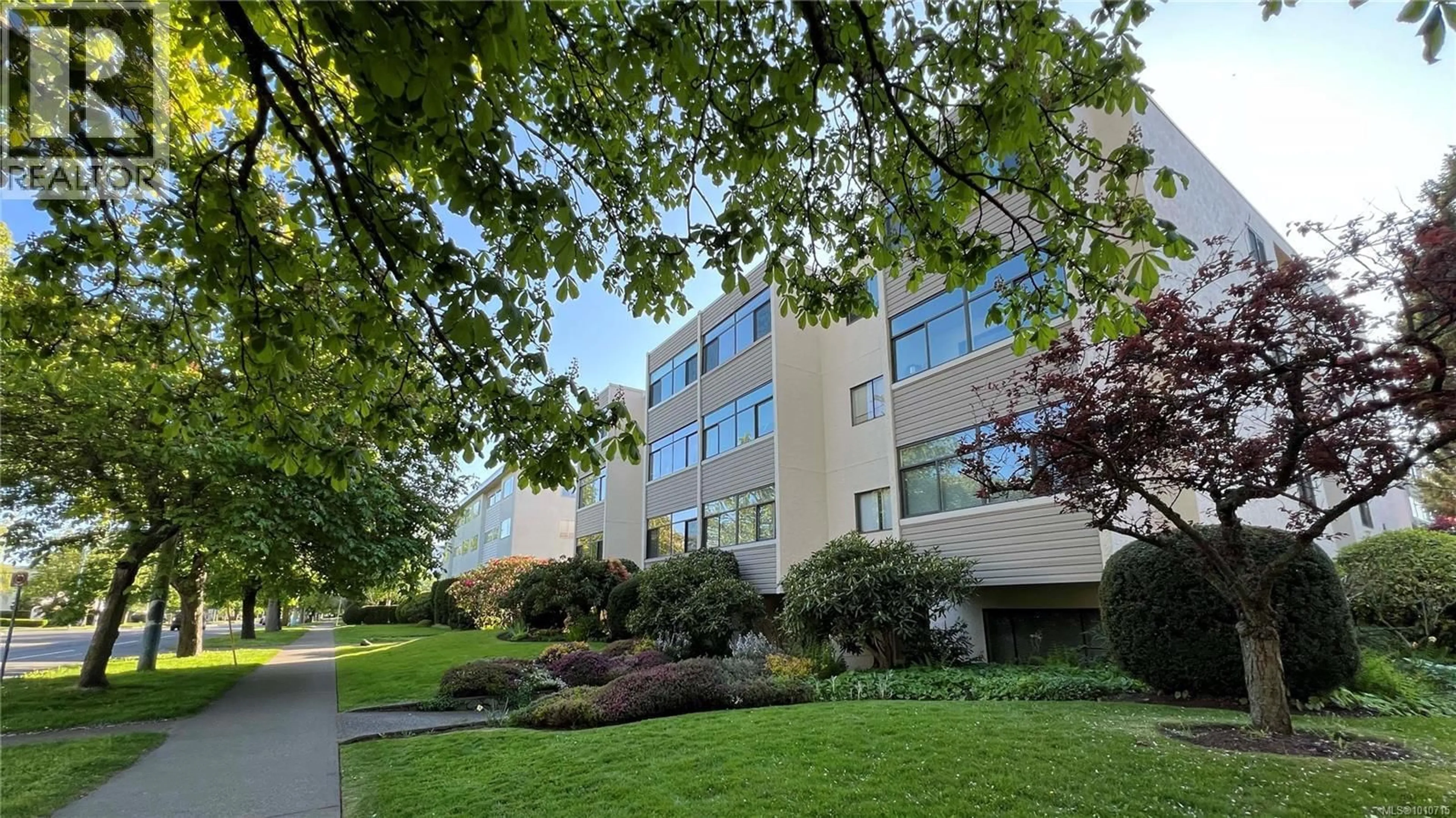 Unknown for 103 - 924 COOK STREET, Victoria British Columbia V8Z3Z3