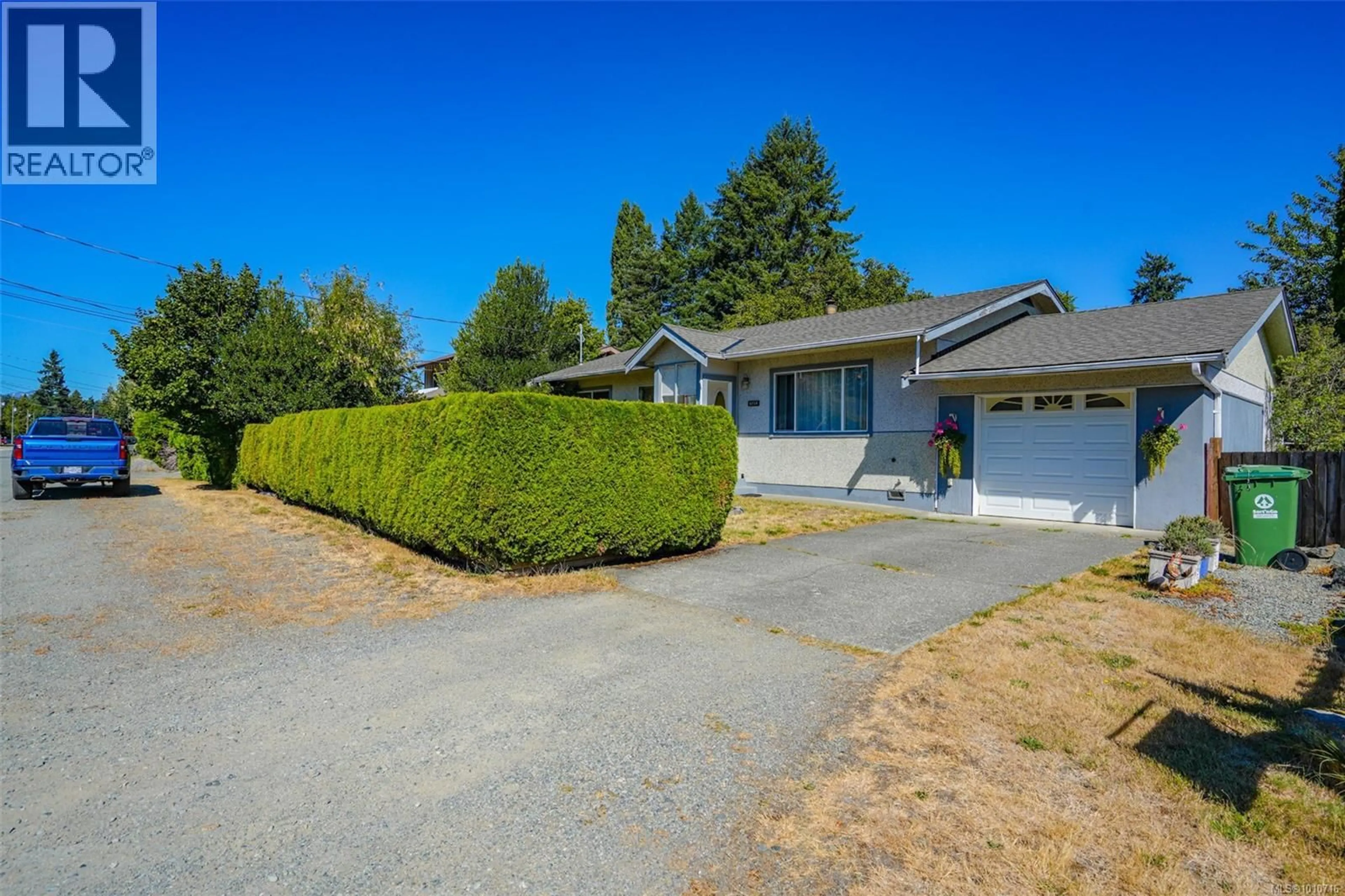A pic from outside/outdoor area/front of a property/back of a property/a pic from drone, unknown for 5719 BROWN ROAD, Port Alberni British Columbia V9Y7E5
