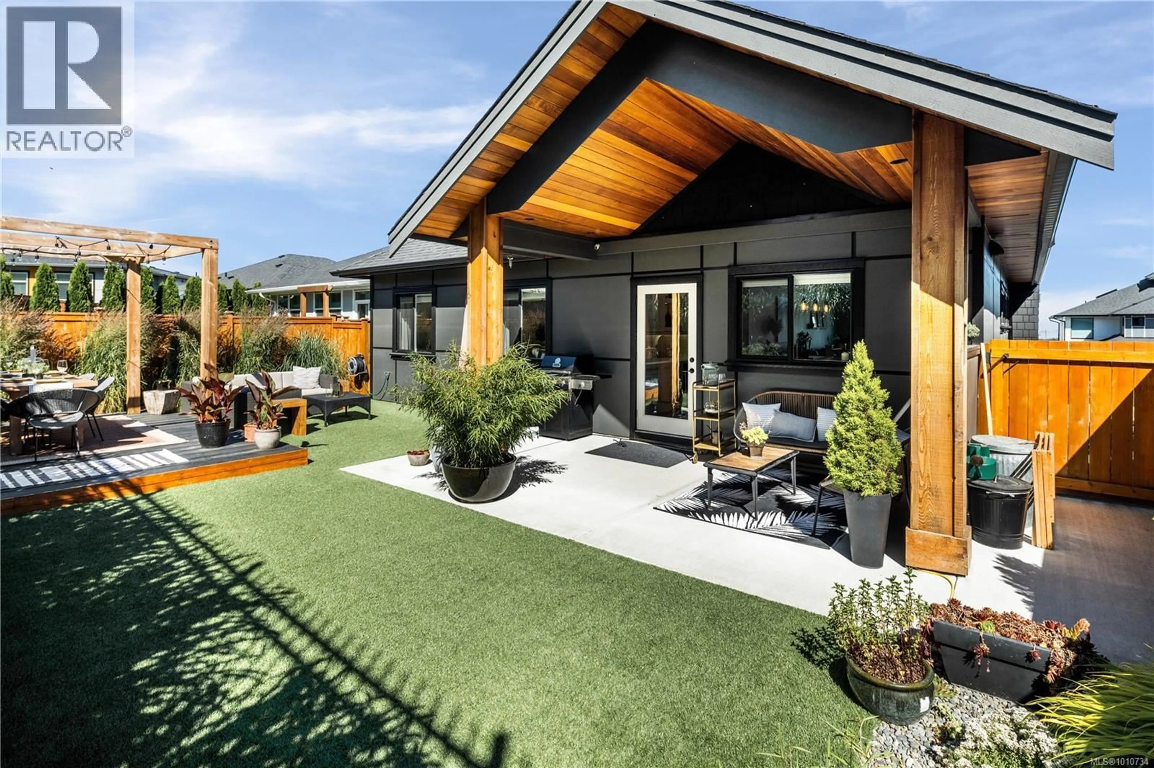 Patio, unknown for 2367 AZURITE CRESCENT, Langford British Columbia V9B0T9