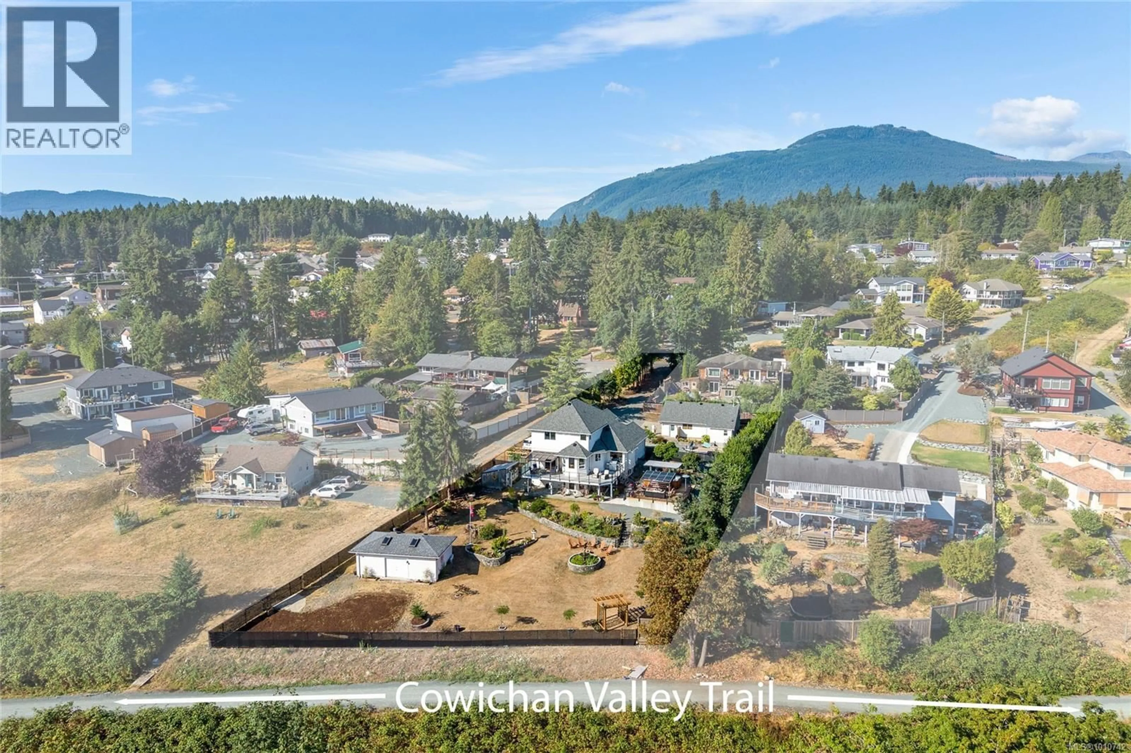 A pic from outside/outdoor area/front of a property/back of a property/a pic from drone, mountain view for 10091 VIEW STREET, Chemainus British Columbia V0R1K2
